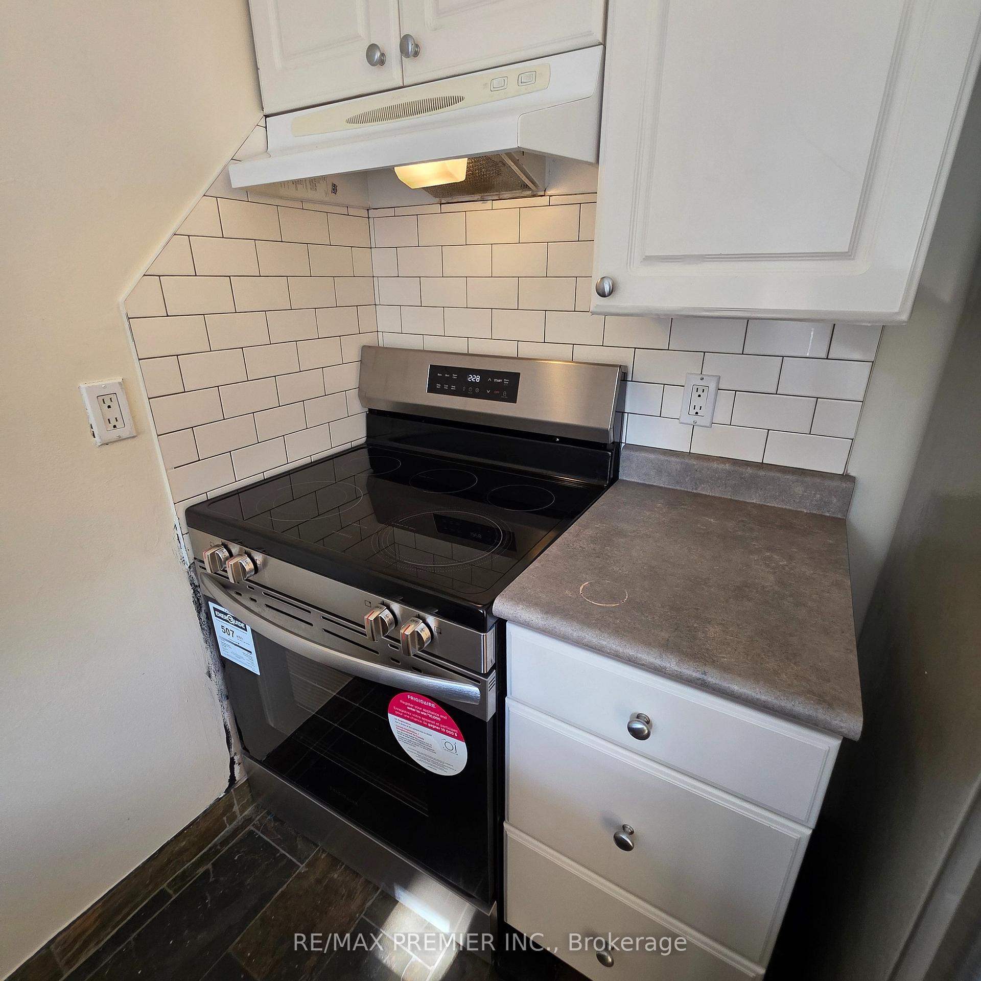 Photo 9 of Unit 103, 1487 King Upper Street W, Toronto, South Parkdale — HOMEH