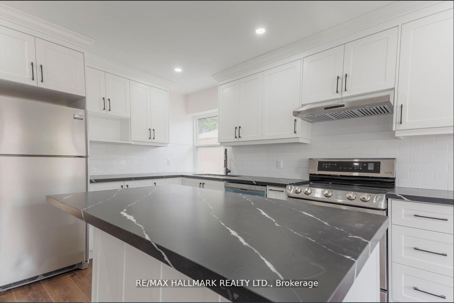 Photo 7 of Unit Upper, 39 Stansbury Crescent, Scarborough, Eglinton East — HOMEH
