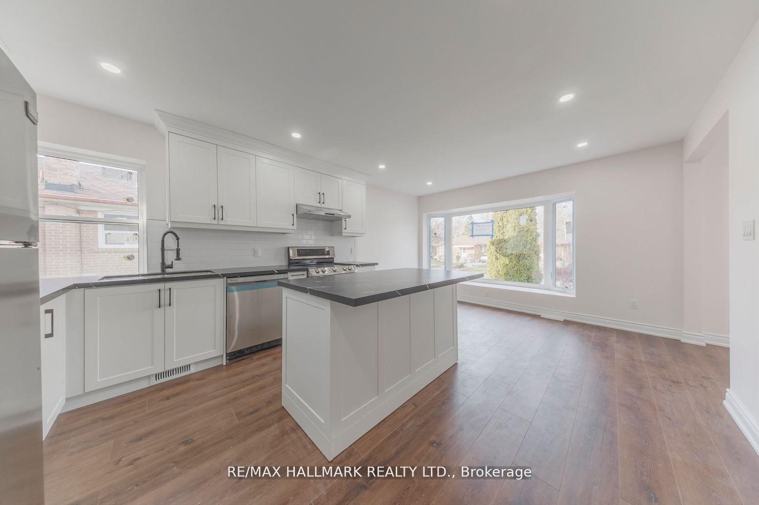 Photo 8 of Unit Upper, 39 Stansbury Crescent, Scarborough, Eglinton East — HOMEH