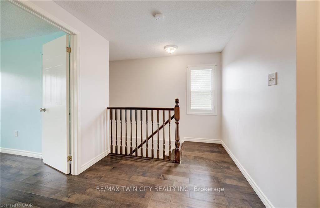 Photo 15 of 508 Veronica Drive, Kitchener, Centreville Chicopee — HOMEH