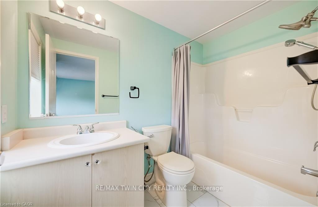 Photo 18 of 508 Veronica Drive, Kitchener, Centreville Chicopee — HOMEH