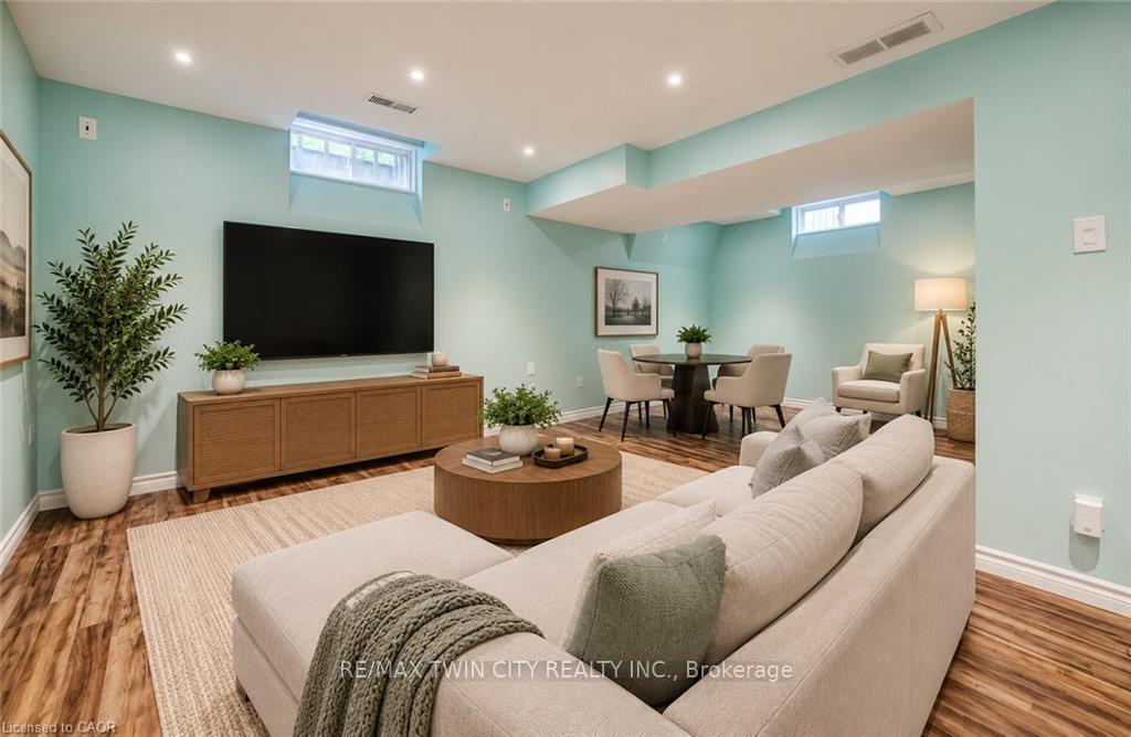 Photo 25 of 508 Veronica Drive, Kitchener, Centreville Chicopee — HOMEH