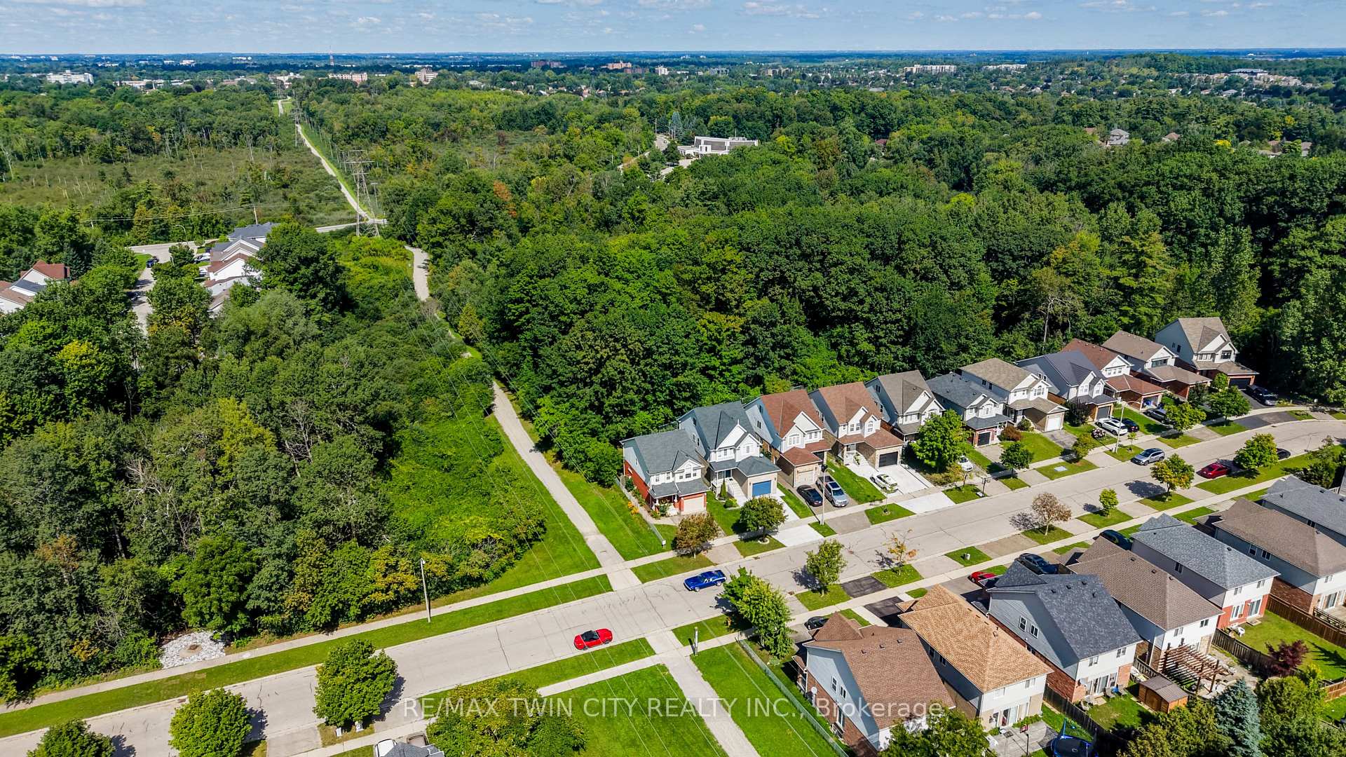 Photo 42 of 508 Veronica Drive, Kitchener, Centreville Chicopee — HOMEH