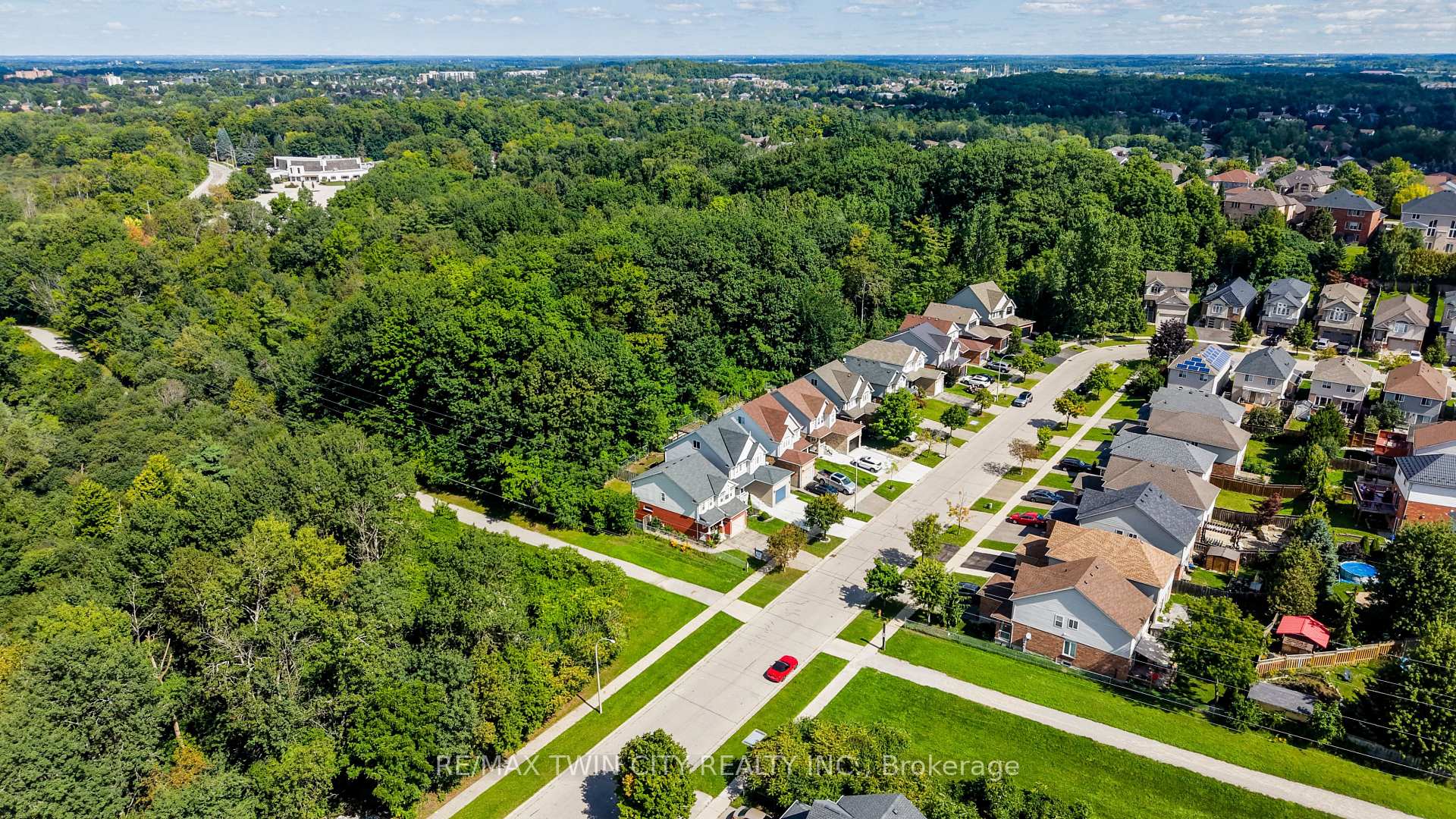 Photo 43 of 508 Veronica Drive, Kitchener, Centreville Chicopee — HOMEH