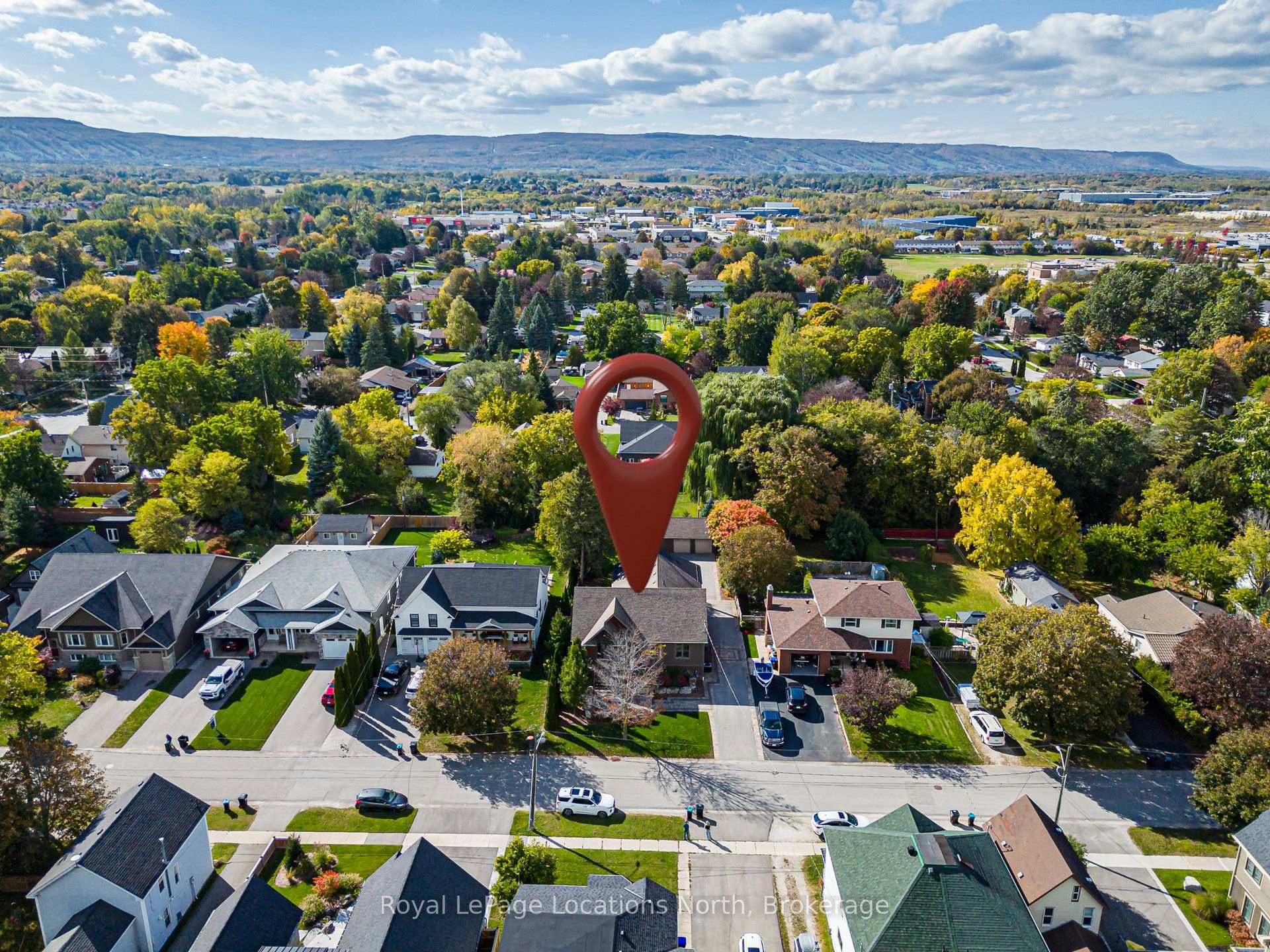 Photo 4 of 340 Cedar Street, Collingwood — HOMEH