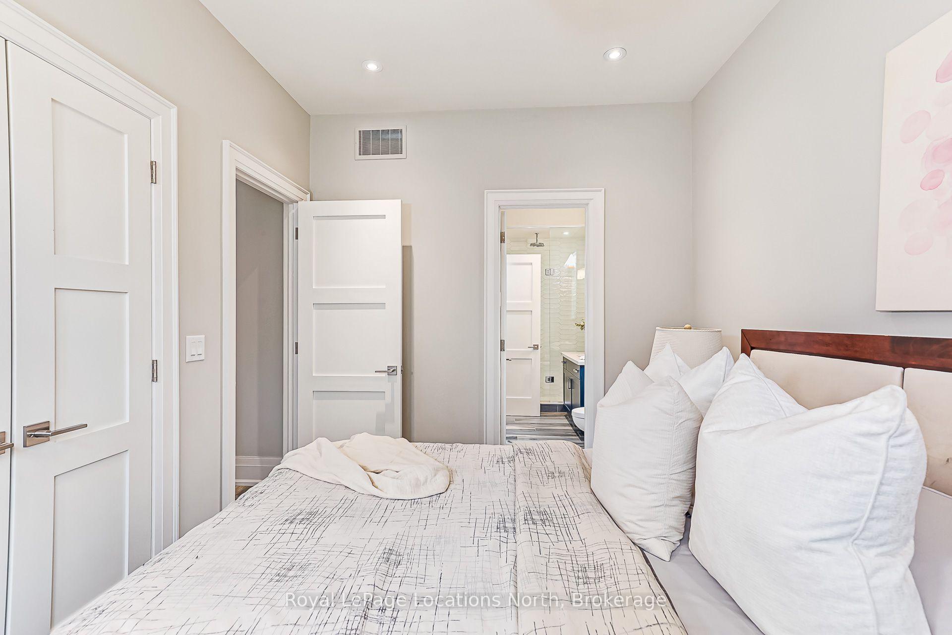 Photo 25 of 340 Cedar Street, Collingwood — HOMEH