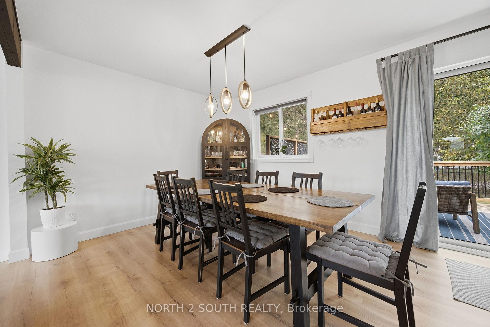 Photo 9 of 74 Leo Boulevard, Wasaga Beach — HOMEH