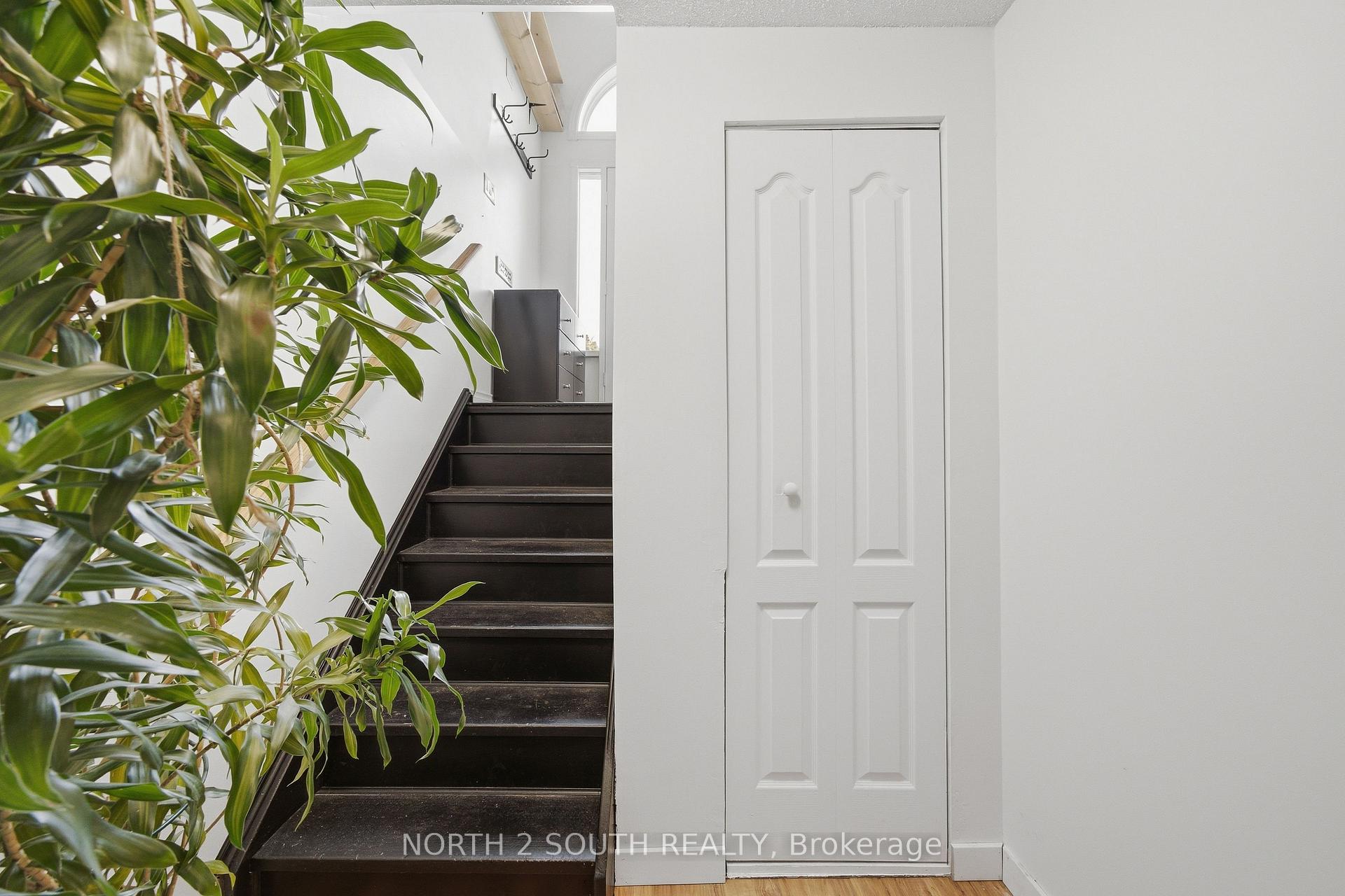 Photo 25 of 74 Leo Boulevard, Wasaga Beach — HOMEH