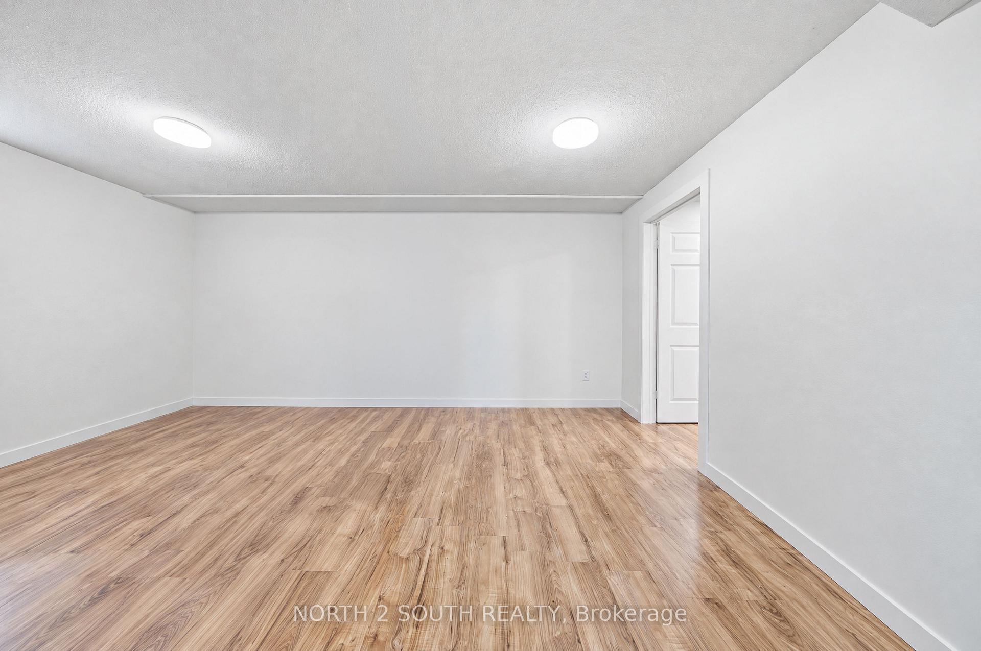 Photo 29 of 74 Leo Boulevard, Wasaga Beach — HOMEH