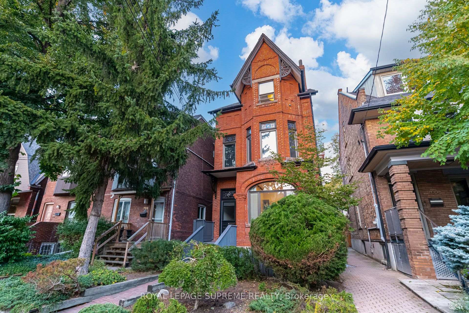 Photo 3 of 767 Euclid Avenue, Toronto, The Annex — HOMEH