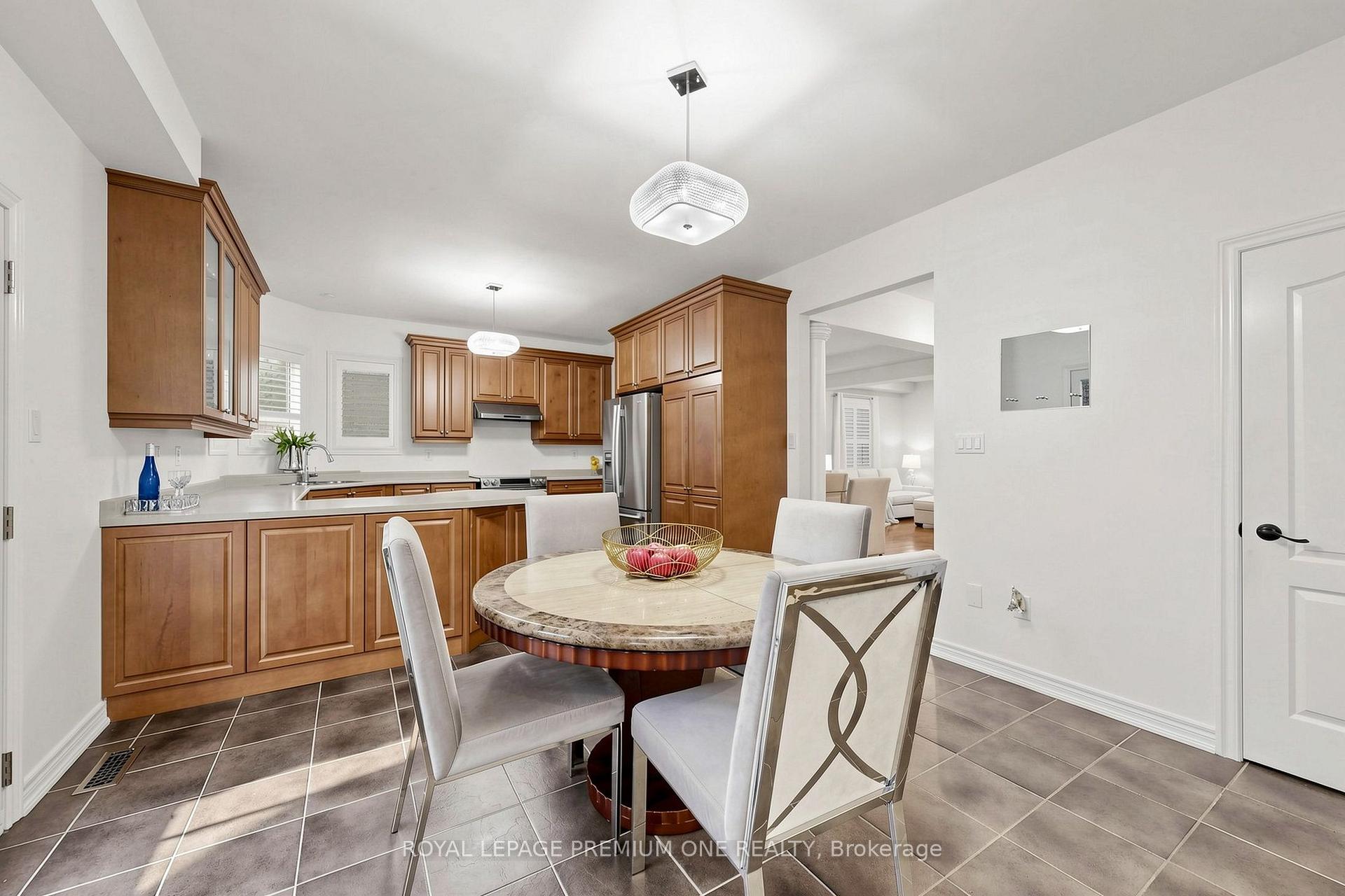 Photo 13 of 46 Bosco Drive, Vaughan, Vellore Village — HOMEH