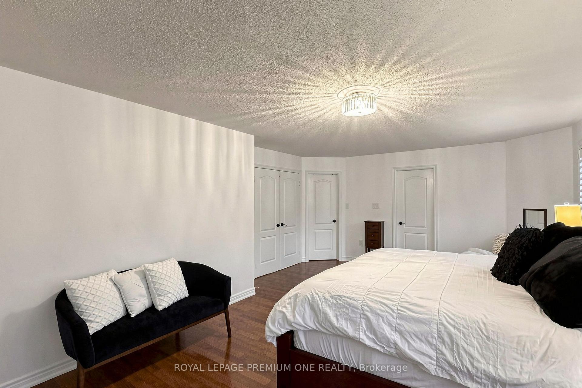 Photo 22 of 46 Bosco Drive, Vaughan, Vellore Village — HOMEH