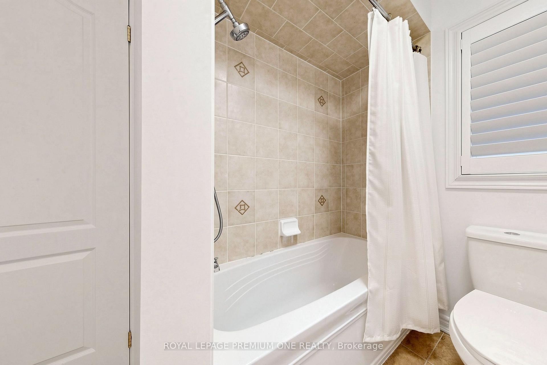 Photo 28 of 46 Bosco Drive, Vaughan, Vellore Village — HOMEH