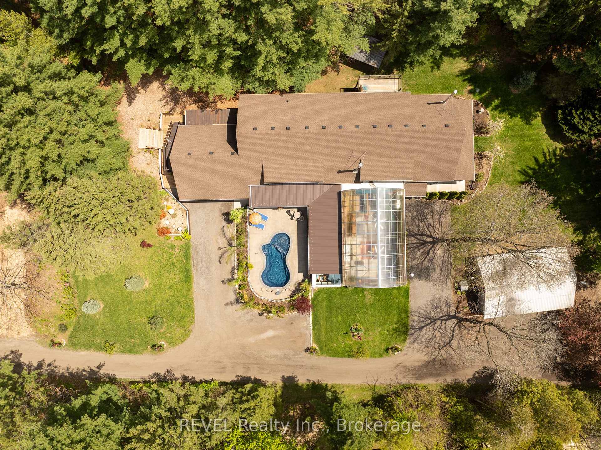 Photo 3 of 573 Canboro Road, Pelham, Fenwick — HOMEH