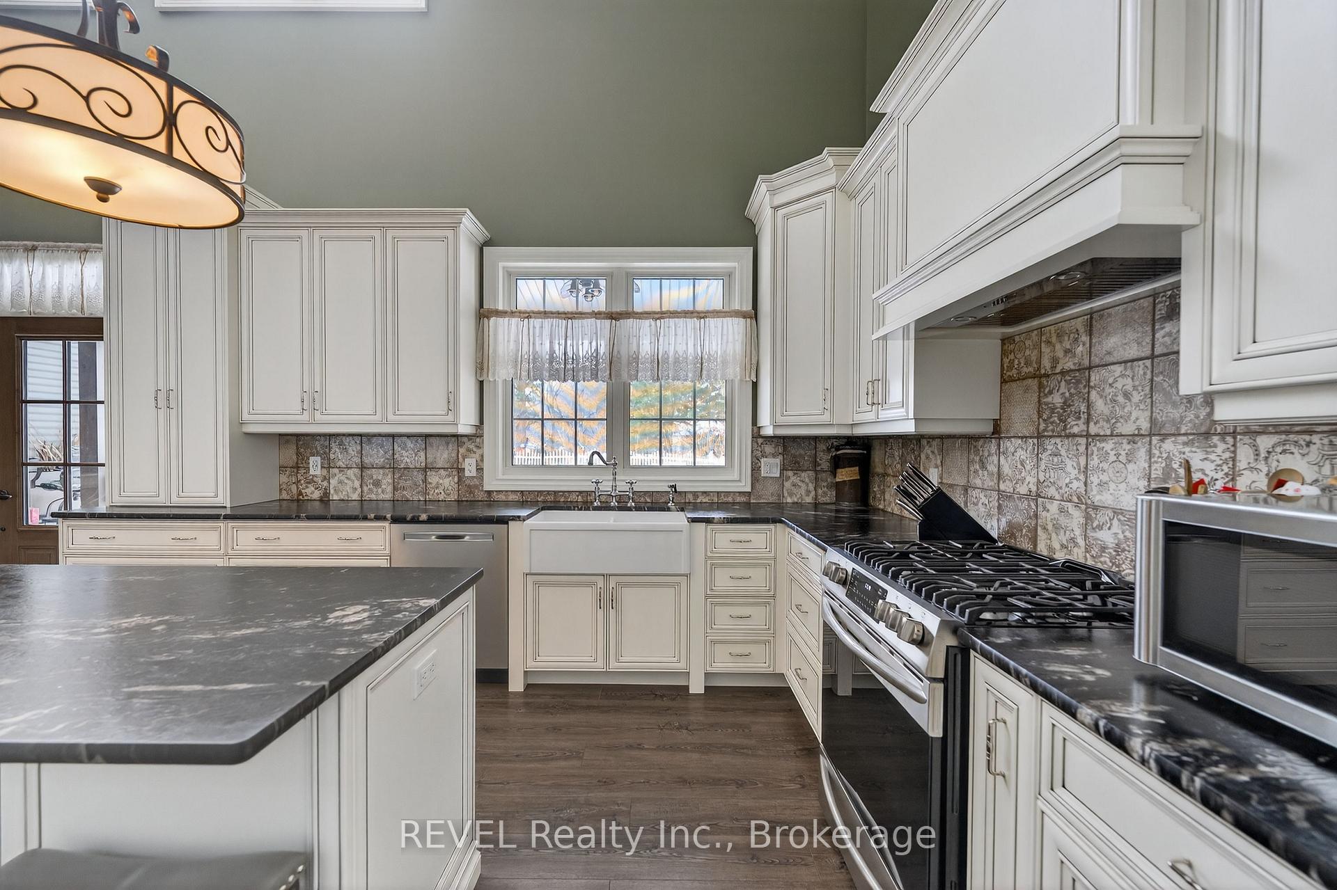 Photo 11 of 573 Canboro Road, Pelham, Fenwick — HOMEH