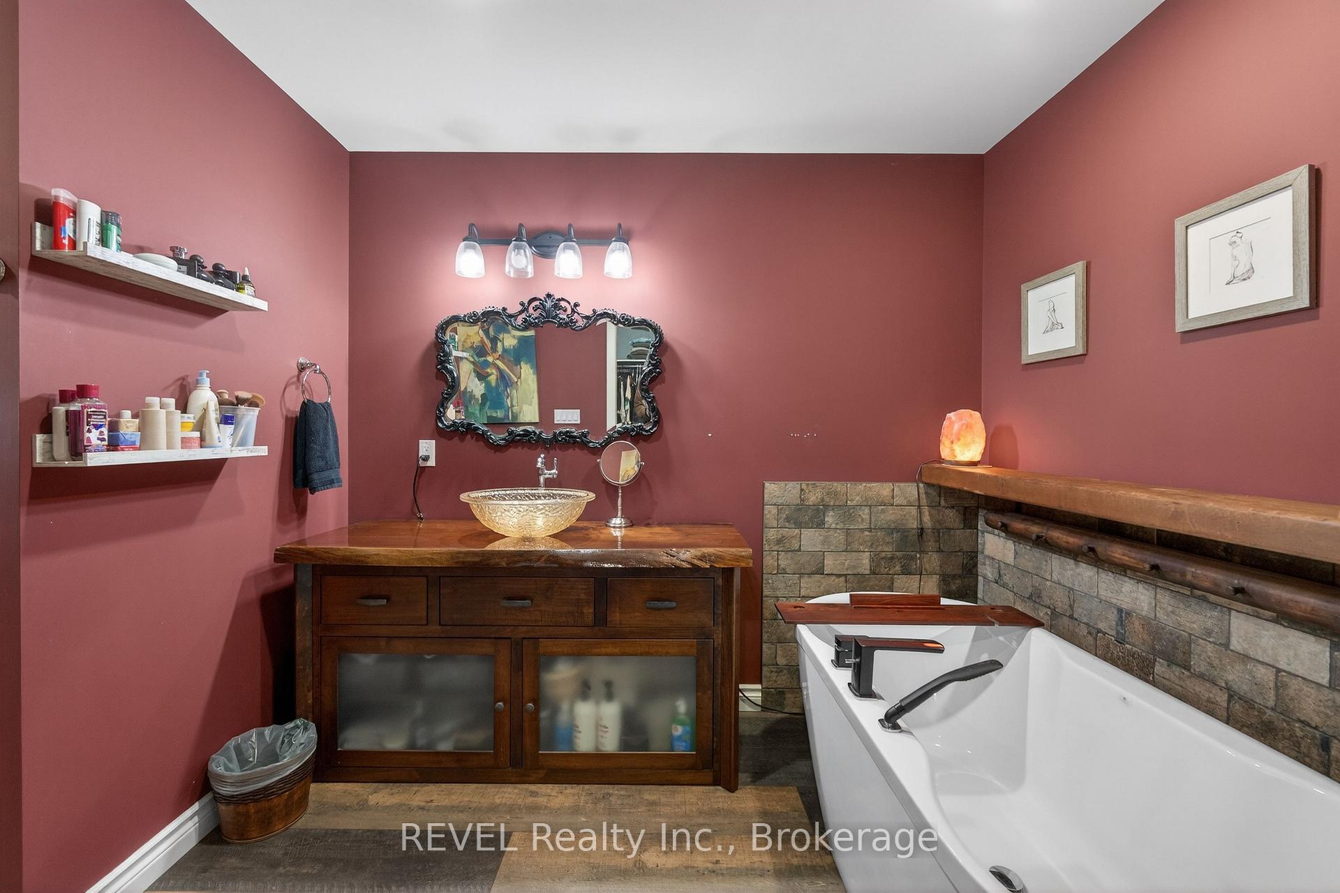 Photo 29 of 573 Canboro Road, Pelham, Fenwick — HOMEH