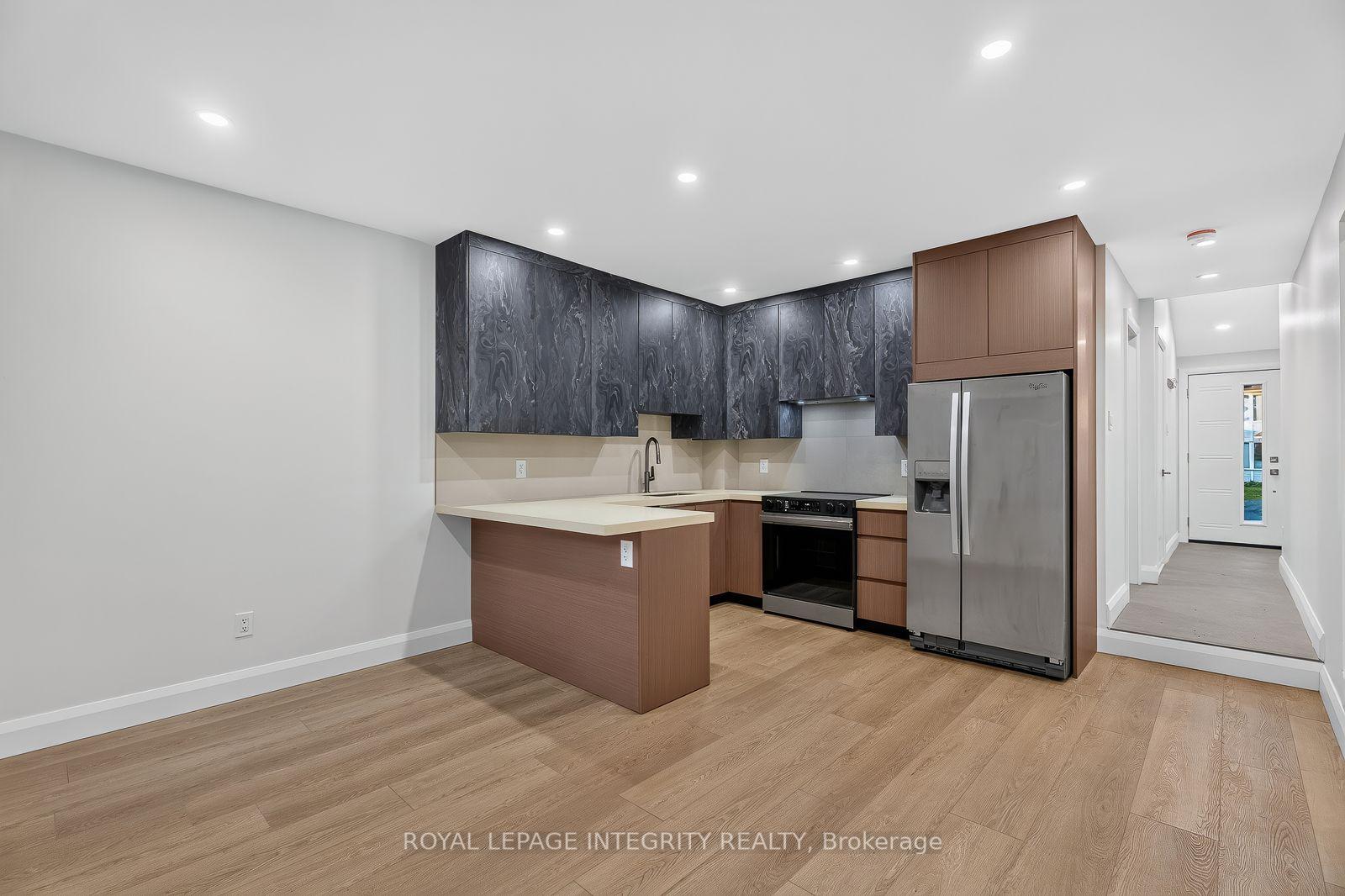 Photo 11 of Unit B, 775 Kingfisher Crescent, Ottawa, Chatelaine Village — HOMEH