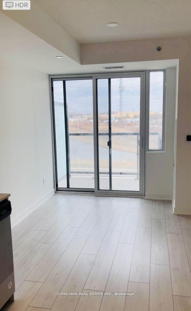 Photo 2 of Unit B412, 3200 Dakota Common, Burlington, Alton — HOMEH