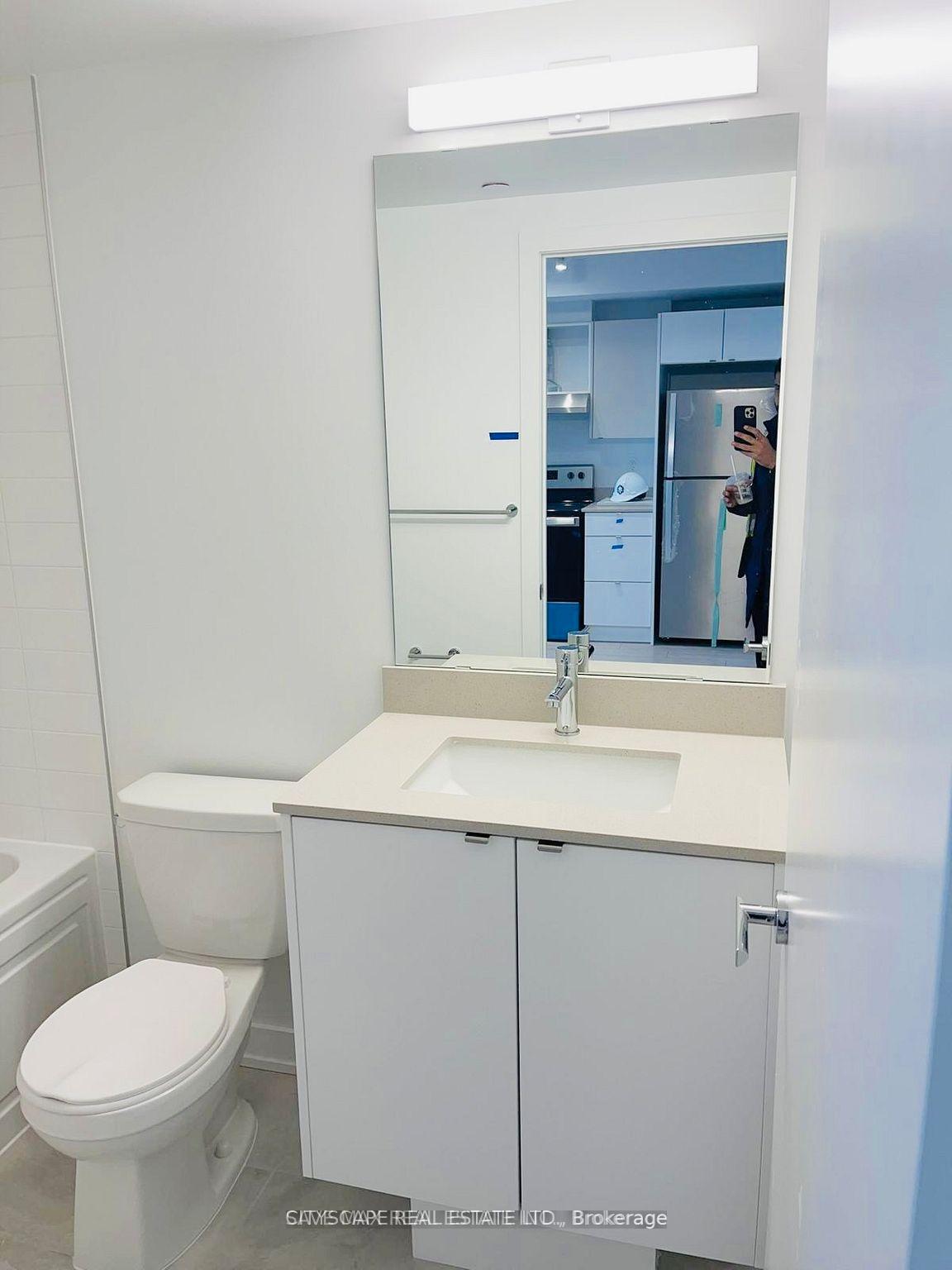 Photo 3 of Unit B412, 3200 Dakota Common, Burlington, Alton — HOMEH