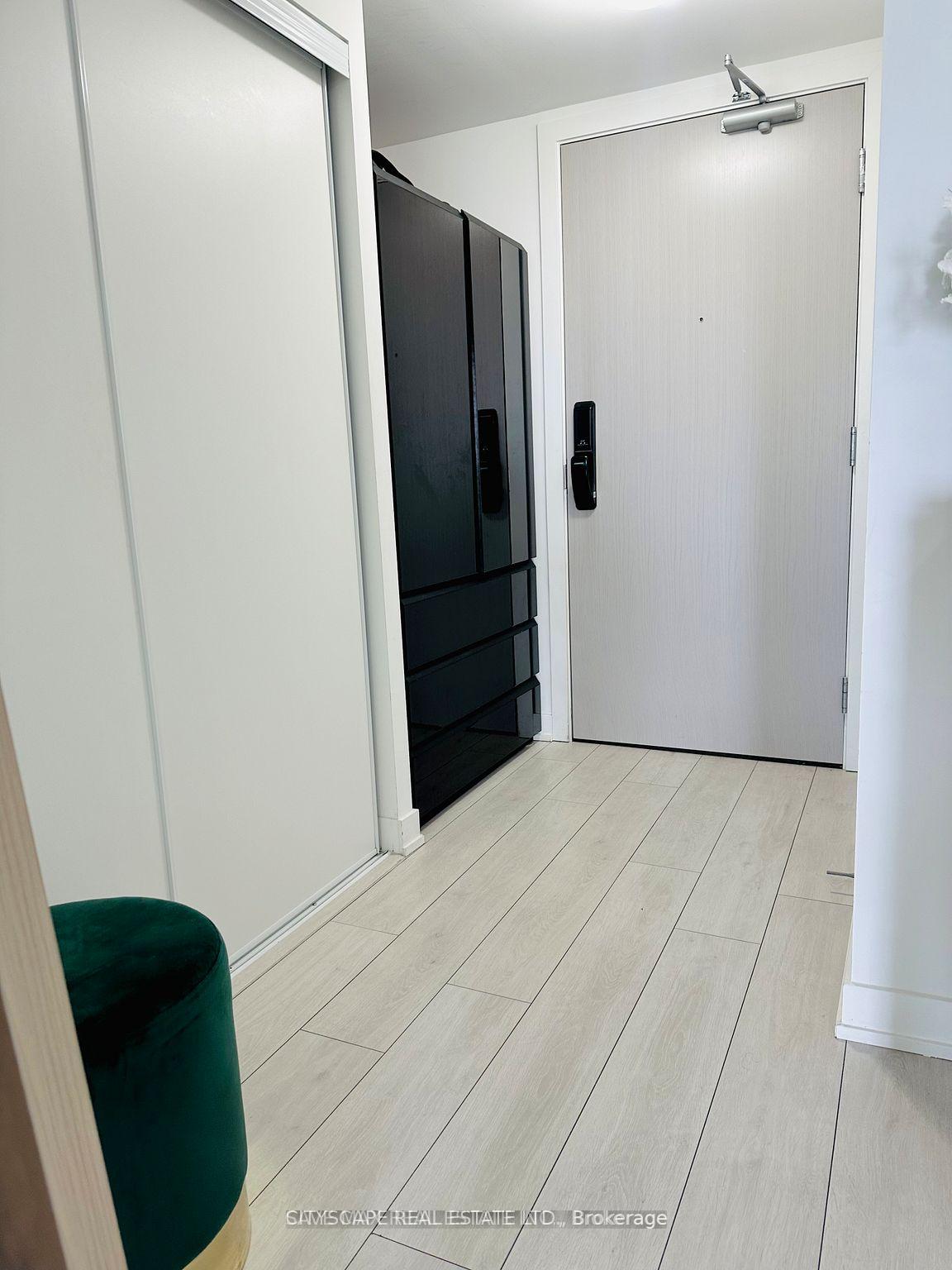 Photo 6 of Unit B412, 3200 Dakota Common, Burlington, Alton — HOMEH