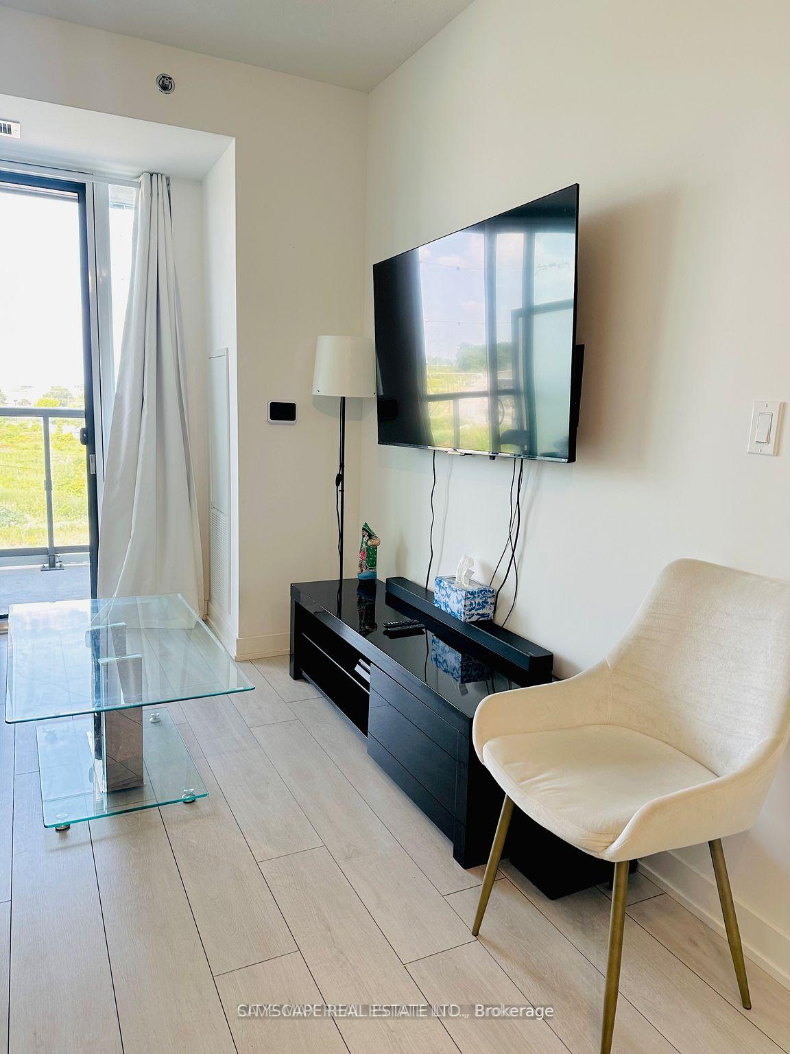 Photo 8 of Unit B412, 3200 Dakota Common, Burlington, Alton — HOMEH
