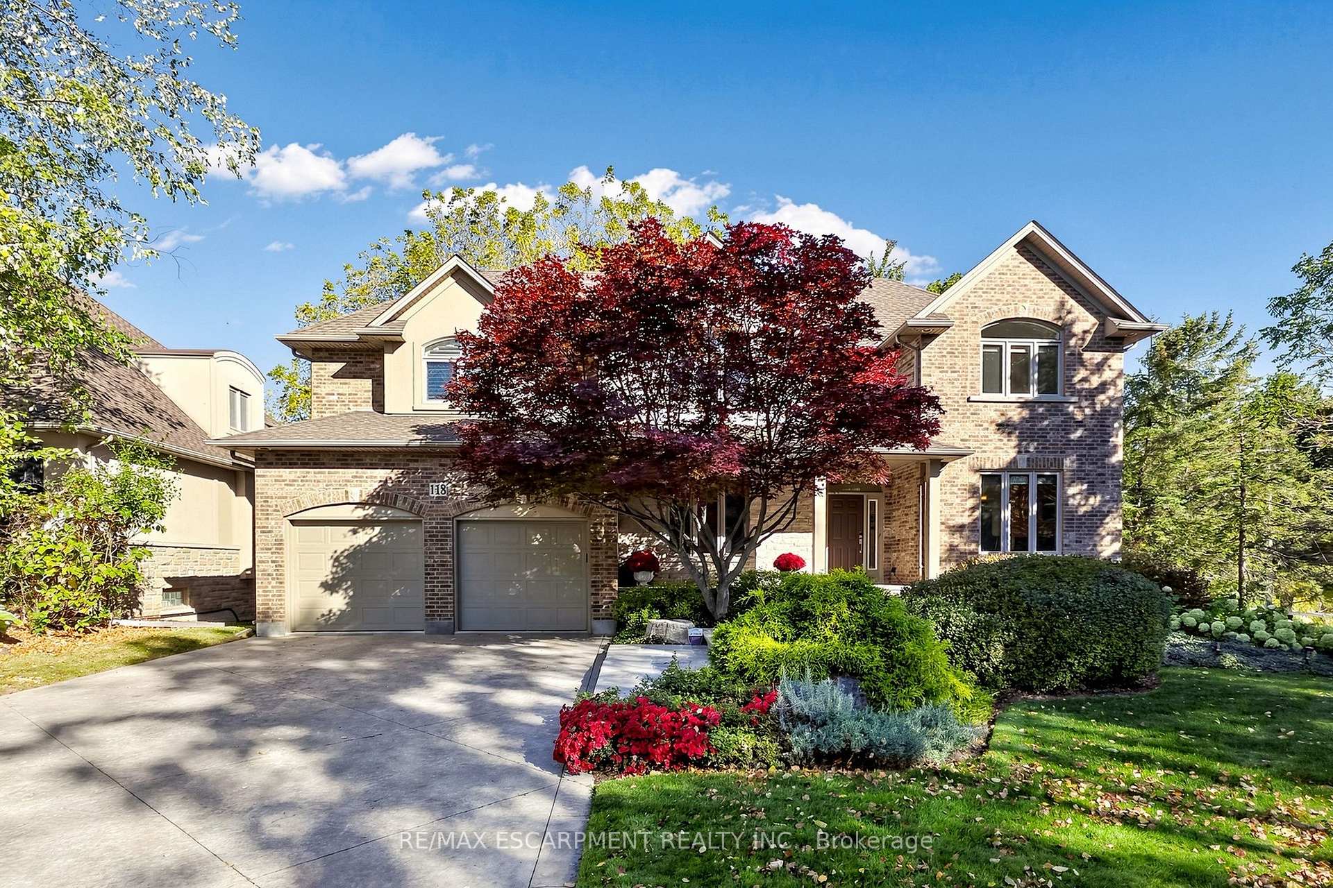 Photo of 118 Foxridge Drive