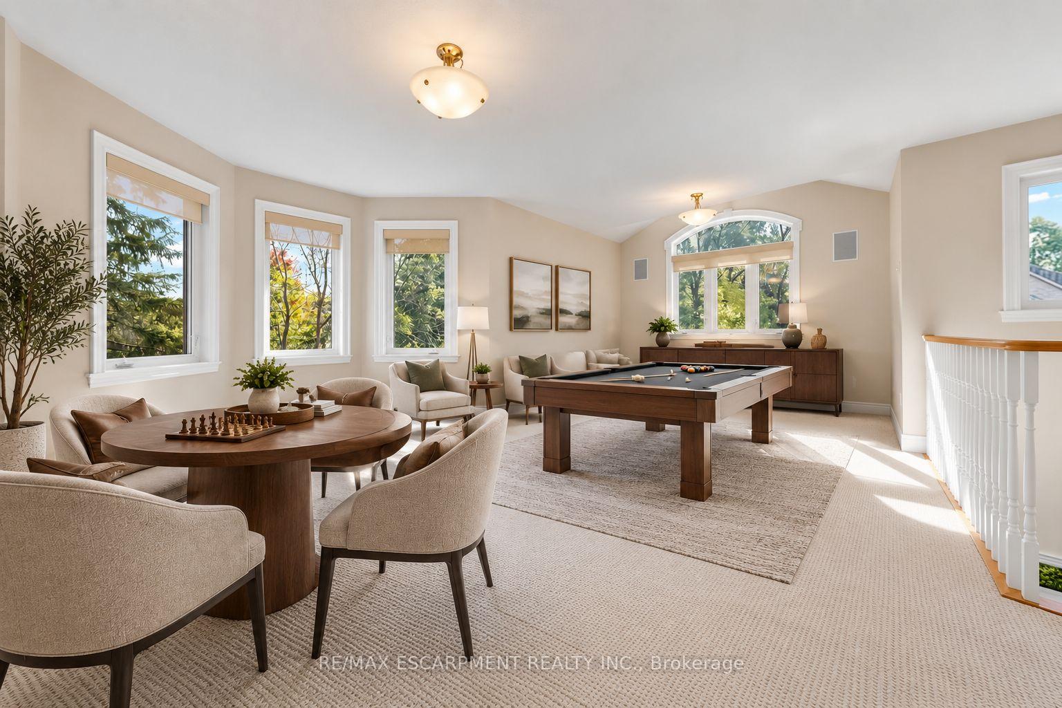 Photo 28 of 118 Foxridge Drive, Hamilton, Ancaster — HOMEH