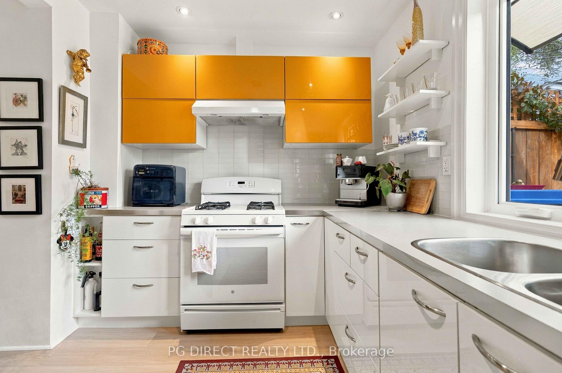 Photo 8 of 129 Kane Avenue, Toronto, Keelesdale-Eglinton West — HOMEH
