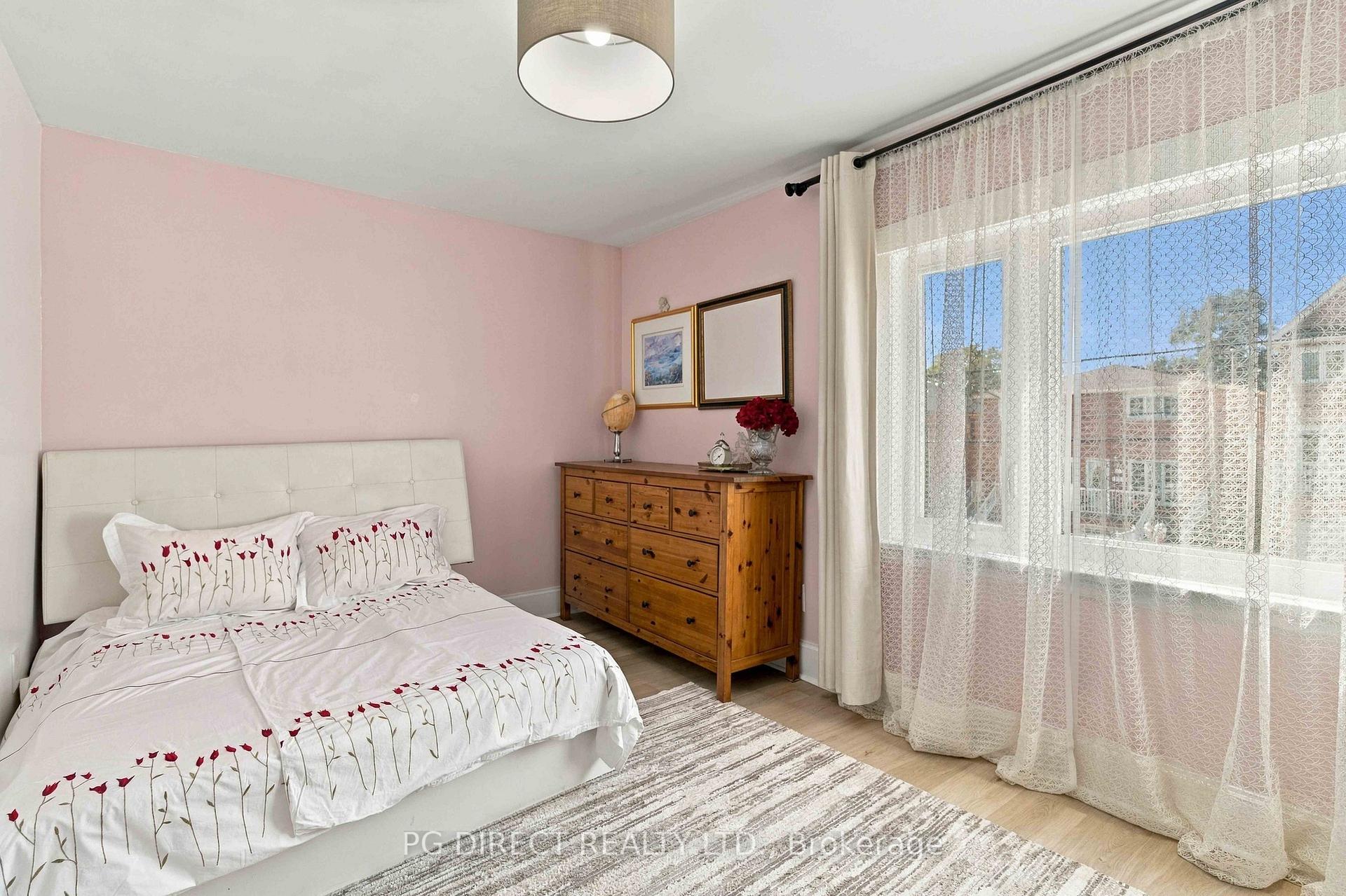 Photo 12 of 129 Kane Avenue, Toronto, Keelesdale-Eglinton West — HOMEH