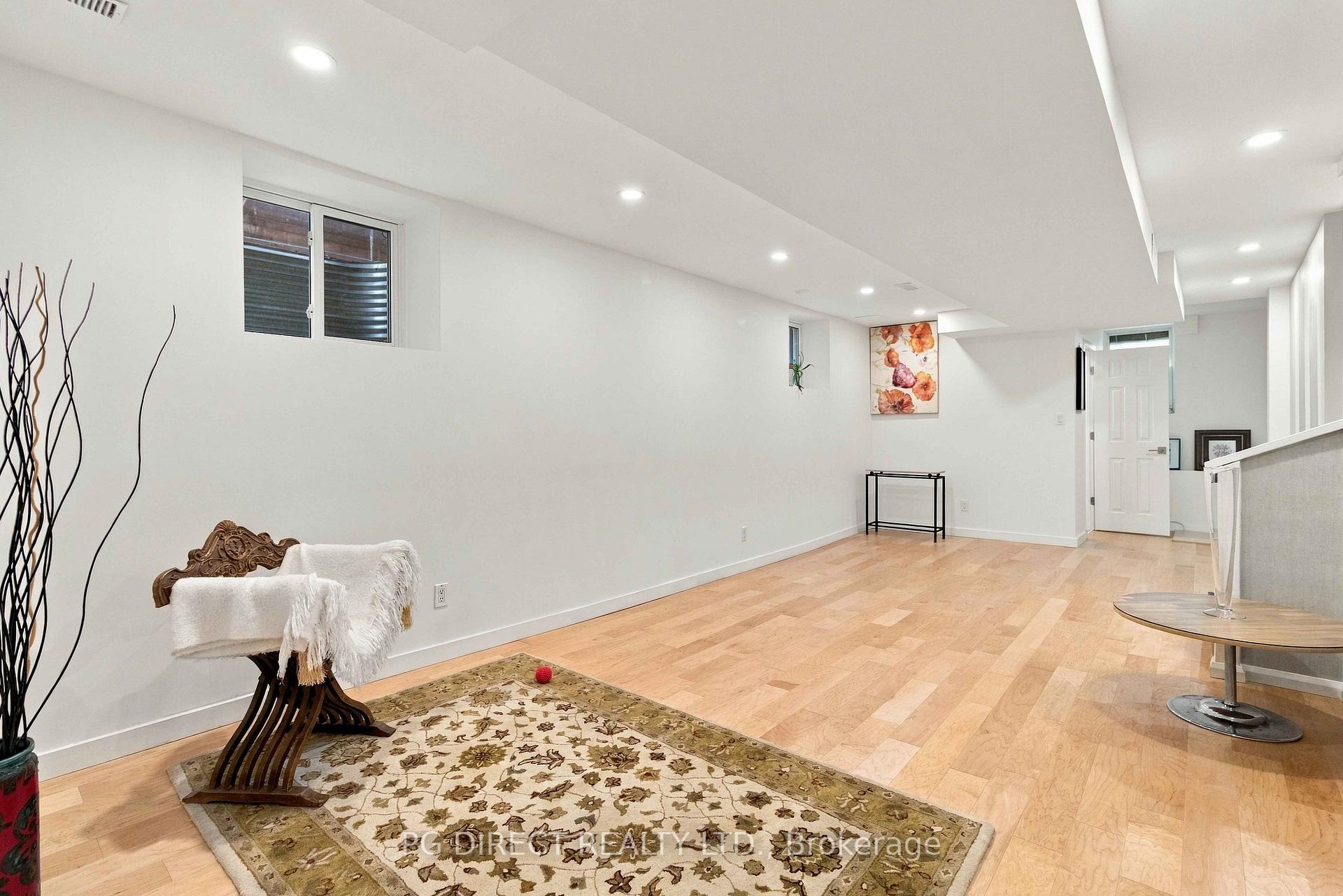 Photo 15 of 129 Kane Avenue, Toronto, Keelesdale-Eglinton West — HOMEH