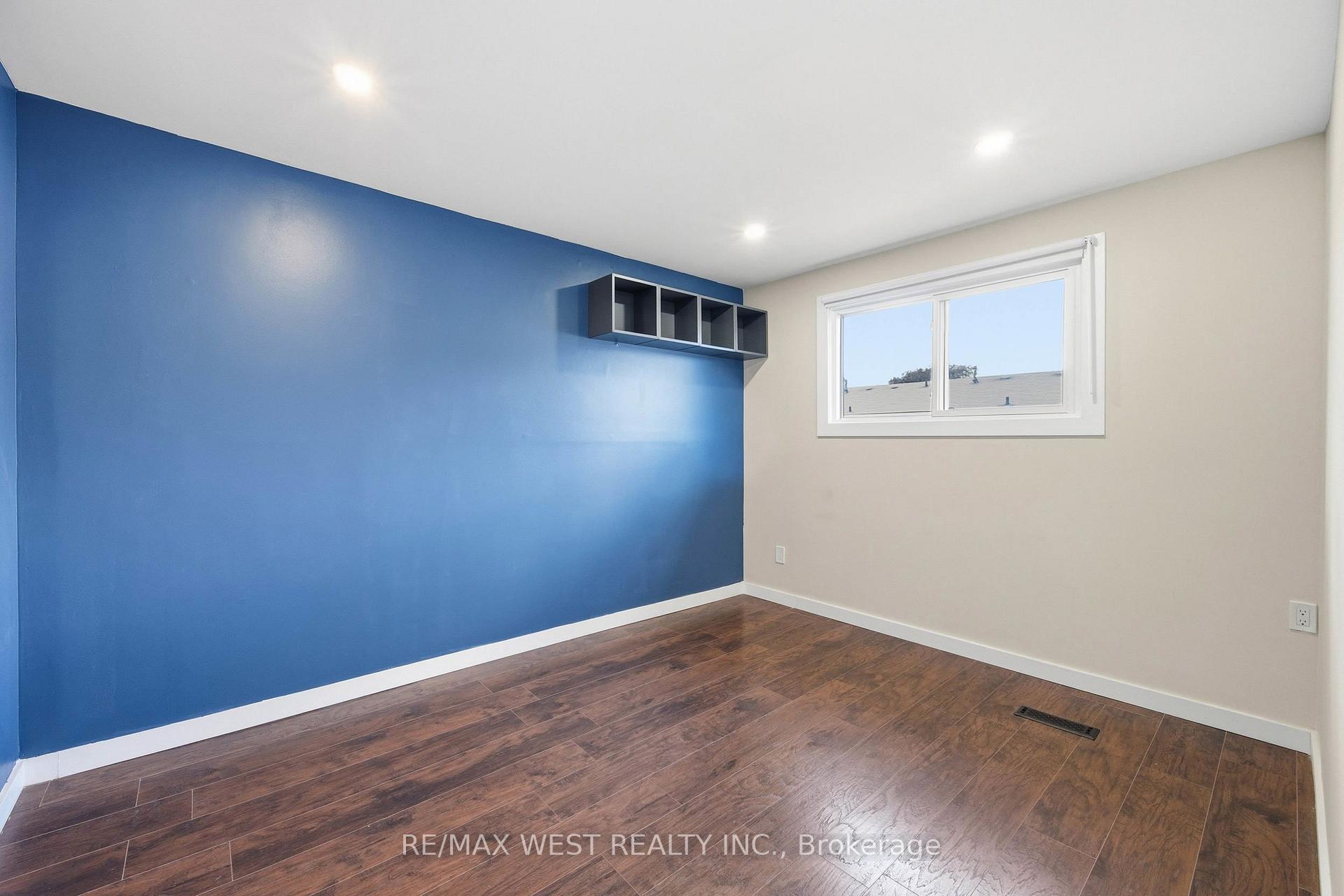 Photo 14 of Unit 113, 5475 Lakeshore Road, Burlington, Appleby — HOMEH