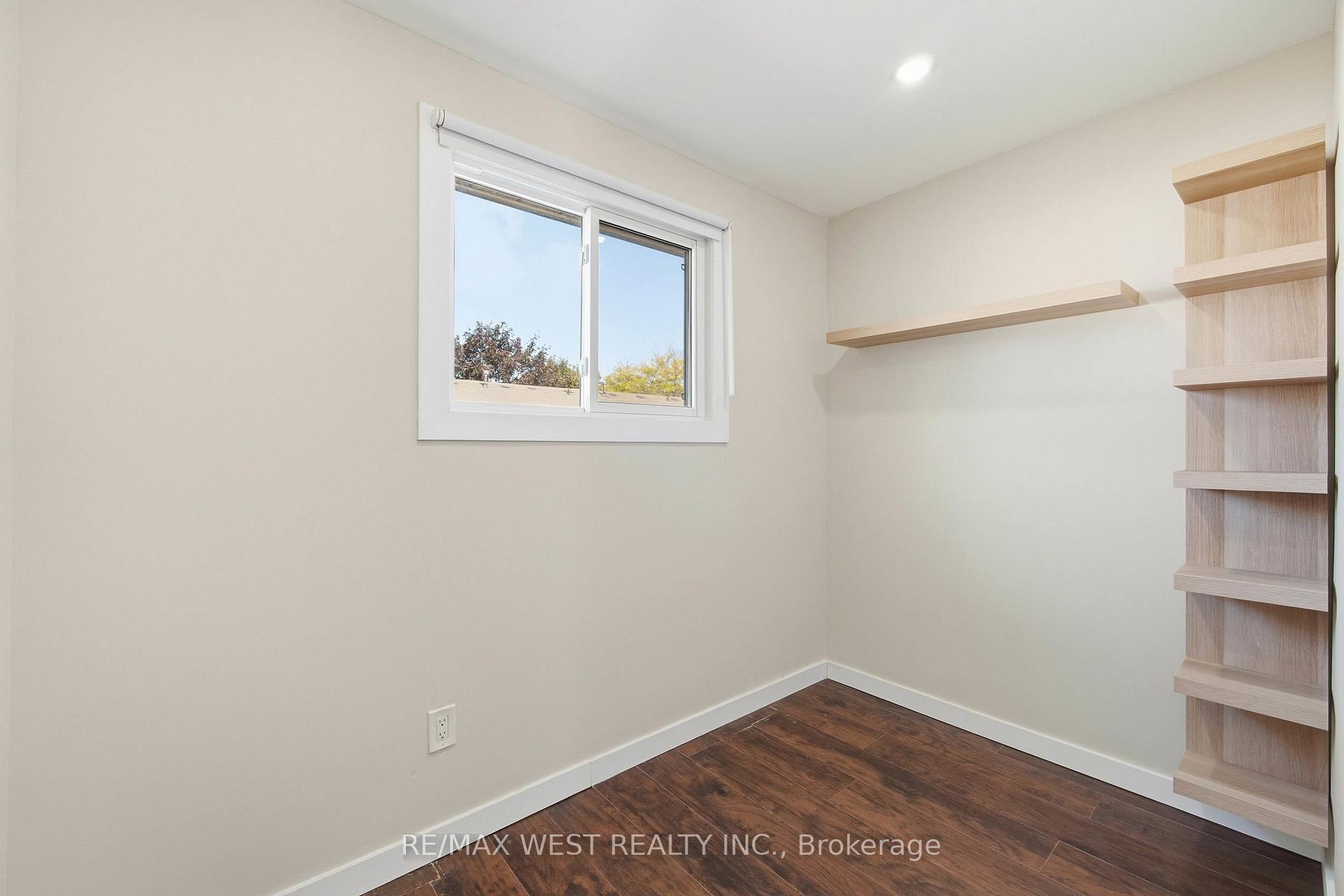Photo 16 of Unit 113, 5475 Lakeshore Road, Burlington, Appleby — HOMEH