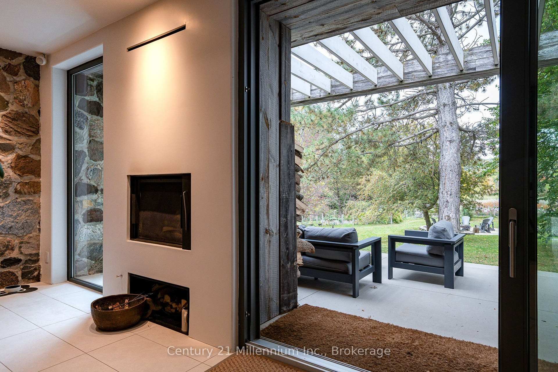 Photo 11 of 516557 7th Line, Blue Mountains — HOMEH