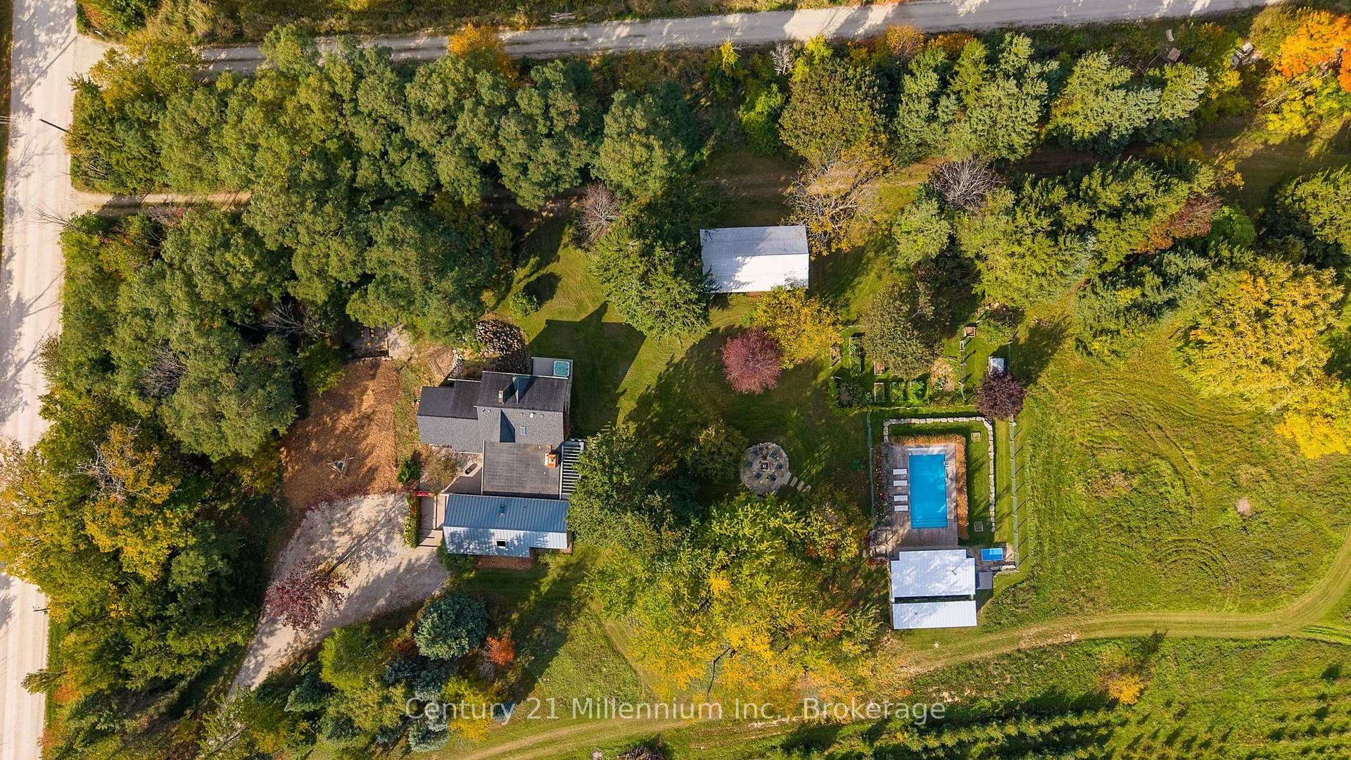 Photo 50 of 516557 7th Line, Blue Mountains — HOMEH
