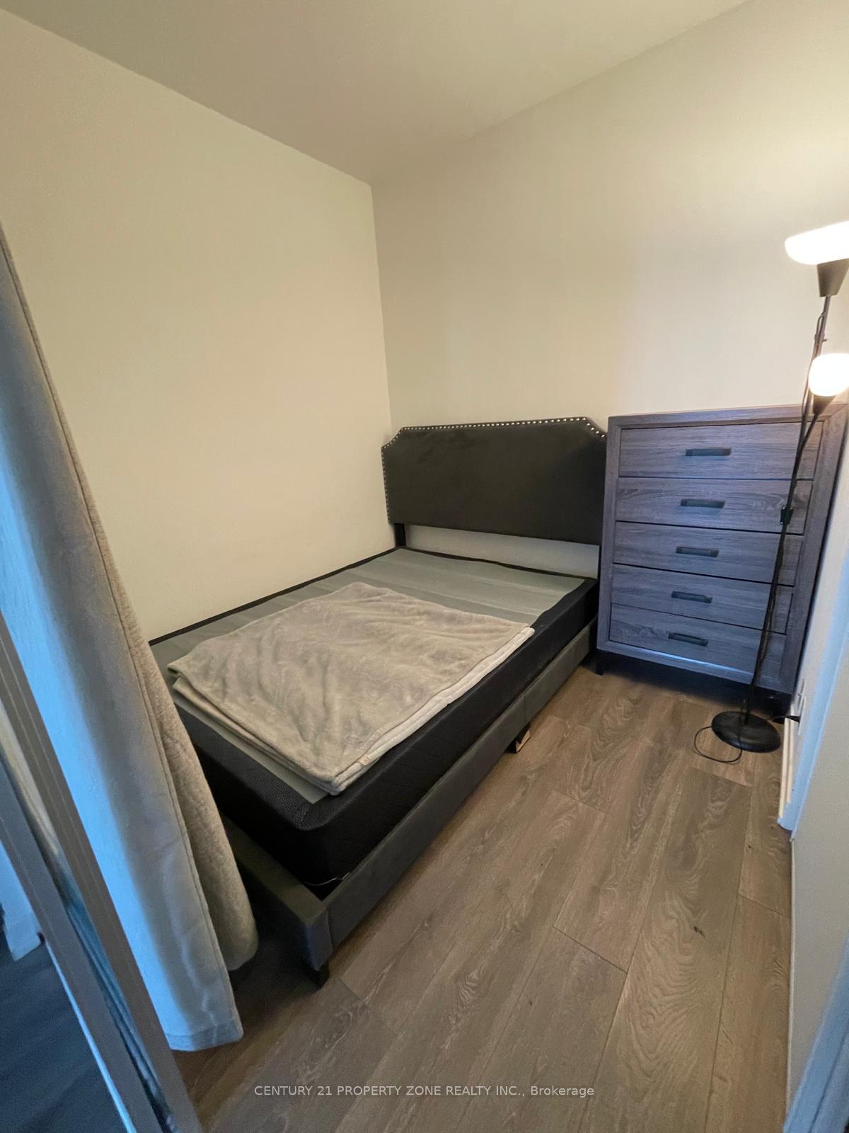 Photo 12 of Unit 4806, 898 Portage Parkway, Vaughan, Vaughan Corporate Centre — HOMEH