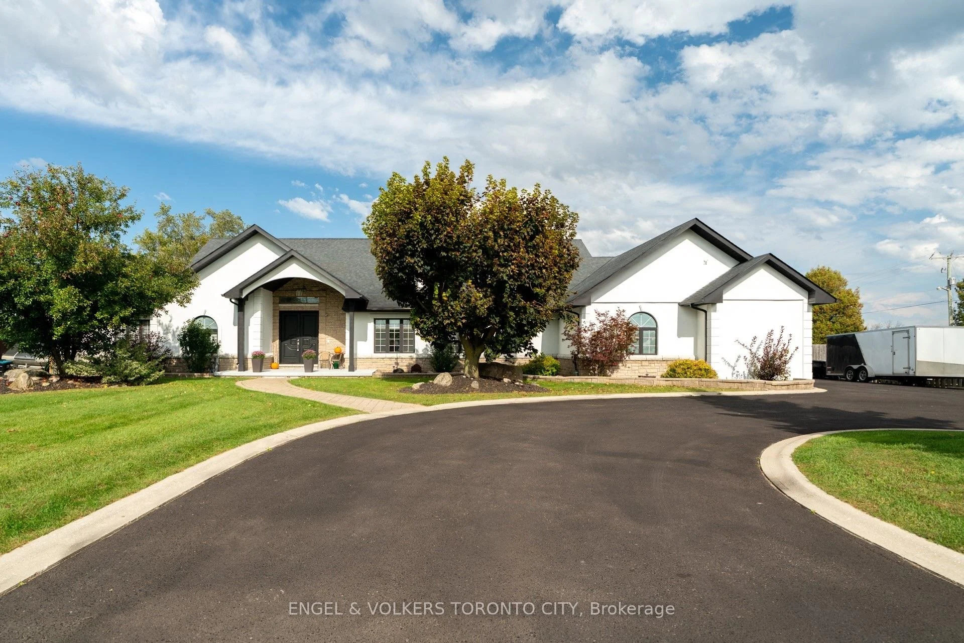 Photo of 1288 Shore Acres Drive