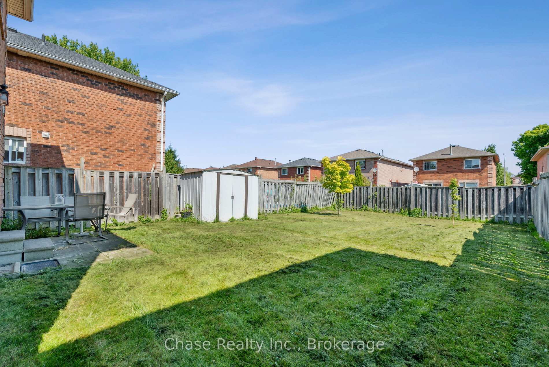 Photo 10 of 46 Sydenham Wells, Barrie, Georgian Drive — HOMEH
