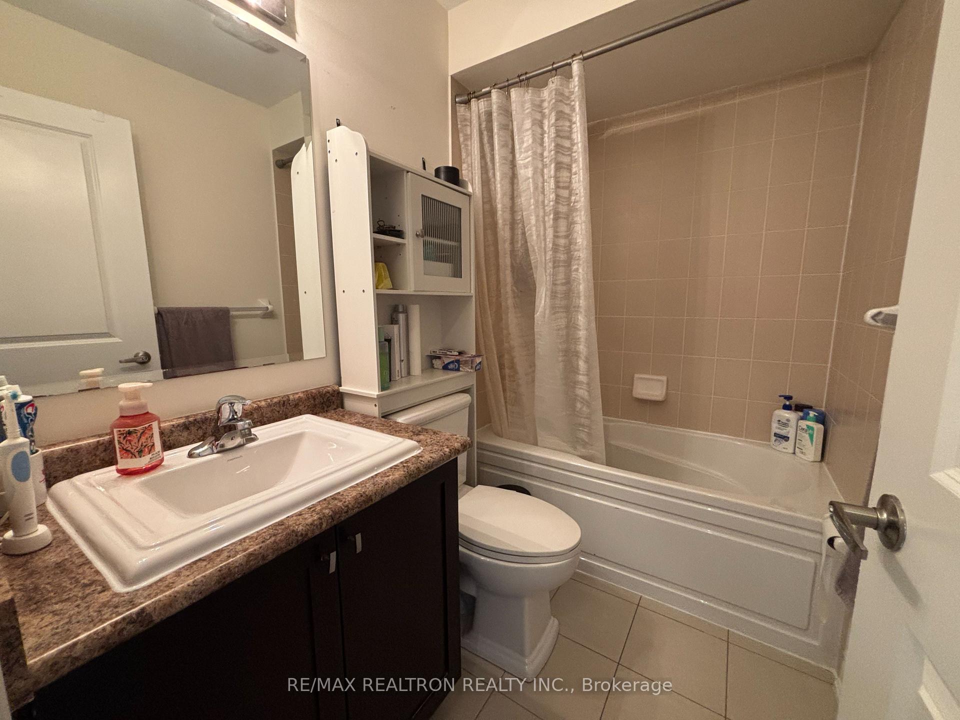 Photo 5 of 31 Karl Williams Lane, Markham, Box Grove — HOMEH