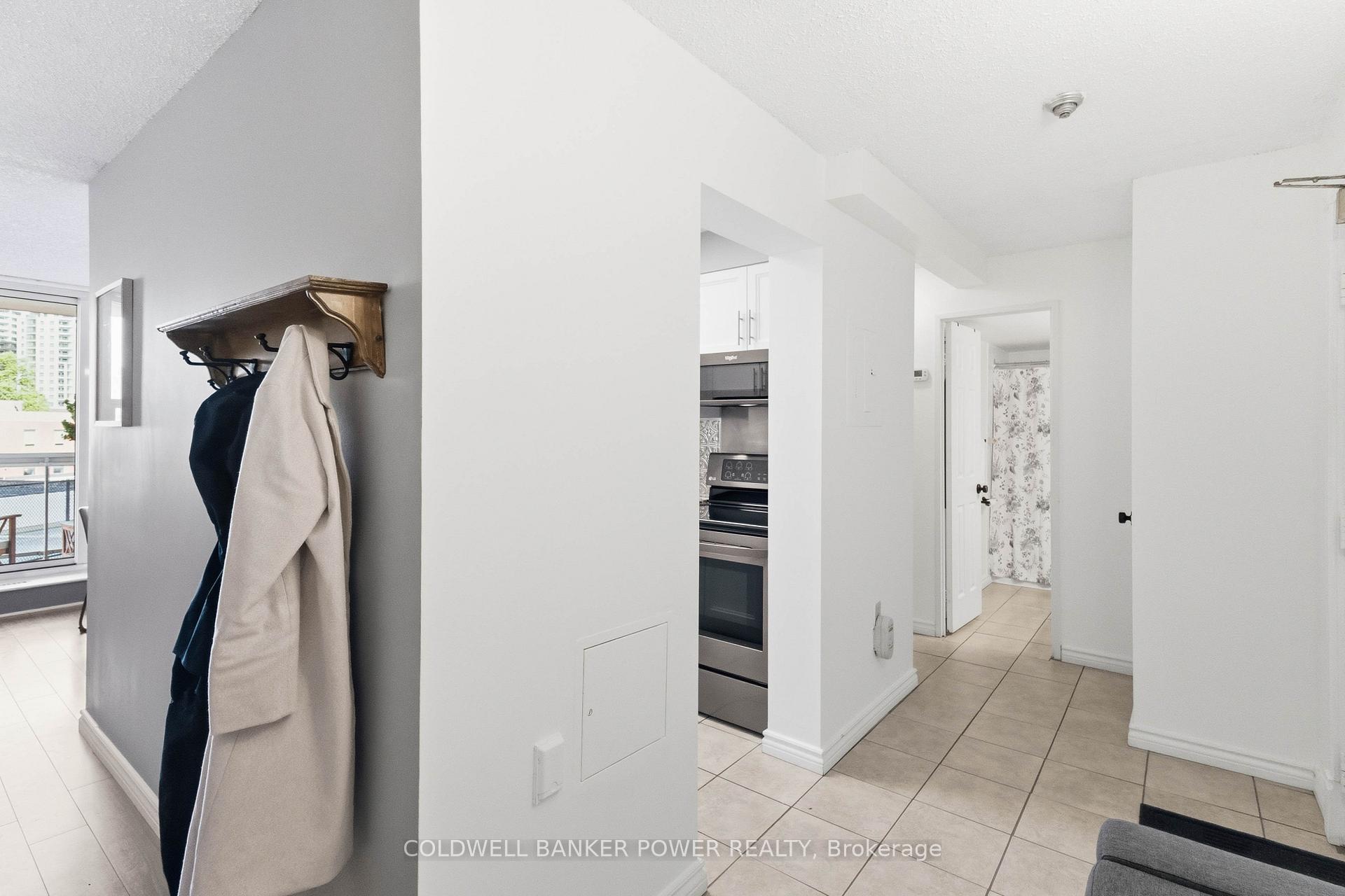 Photo 5 of Unit 302, 323 Colborne Street, London, East K — HOMEH
