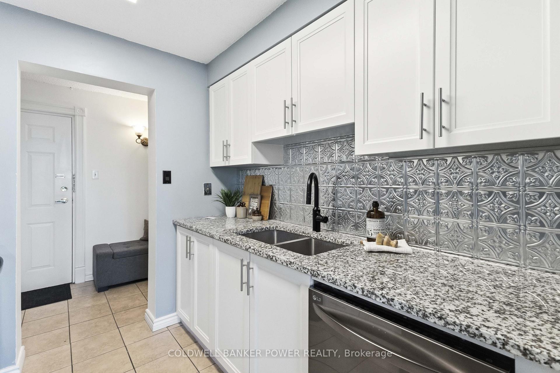 Photo 18 of Unit 302, 323 Colborne Street, London, East K — HOMEH