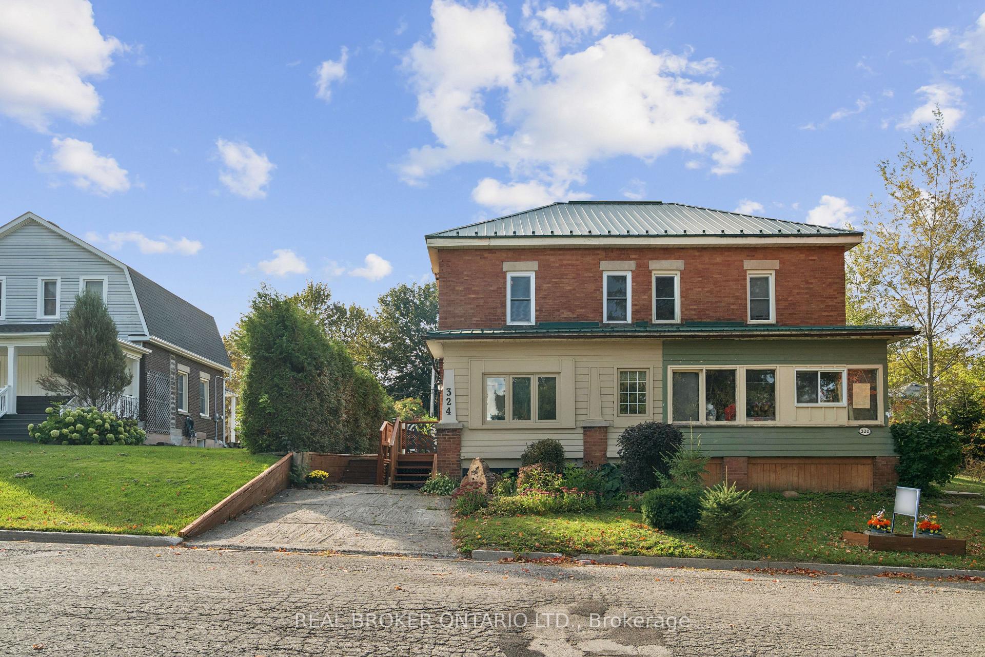Photo 3 of 324 Daly Street, Minto — HOMEH