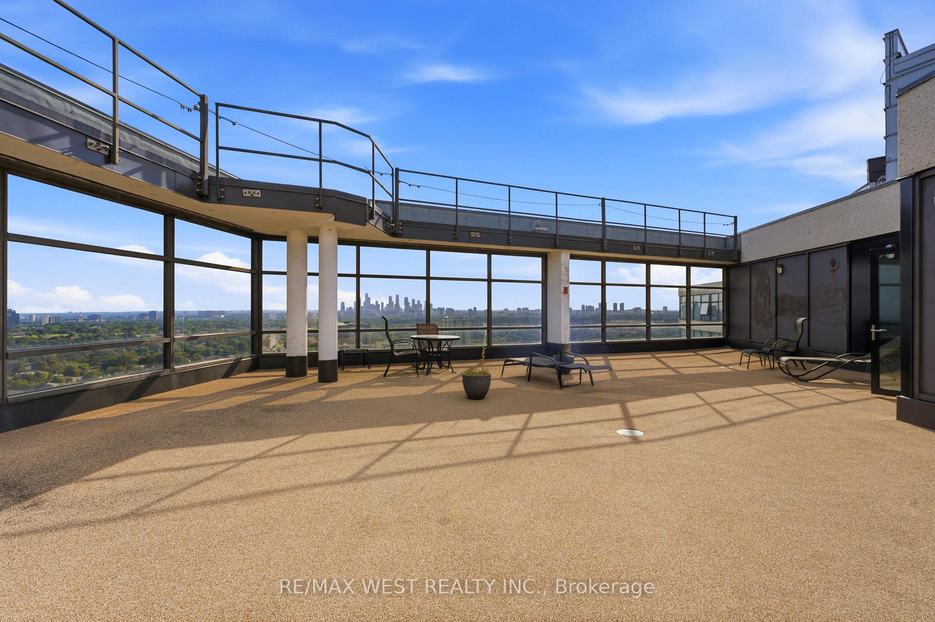 Photo 19 of Unit 504, 1300 Bloor Street, Mississauga, Applewood — HOMEH