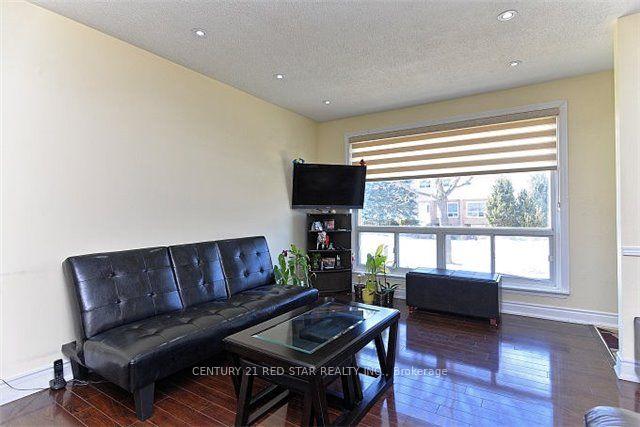 Photo 2 of 65 Newstead Crescent, Brampton, Madoc — HOMEH