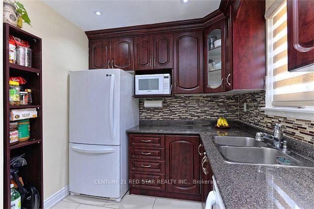 Photo 12 of 65 Newstead Crescent, Brampton, Madoc — HOMEH