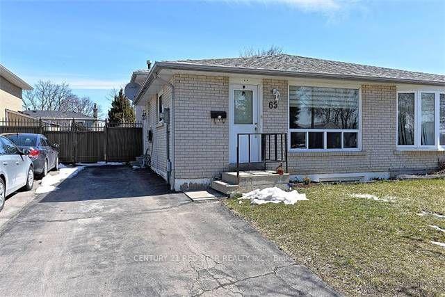 Photo 18 of 65 Newstead Crescent, Brampton, Madoc — HOMEH