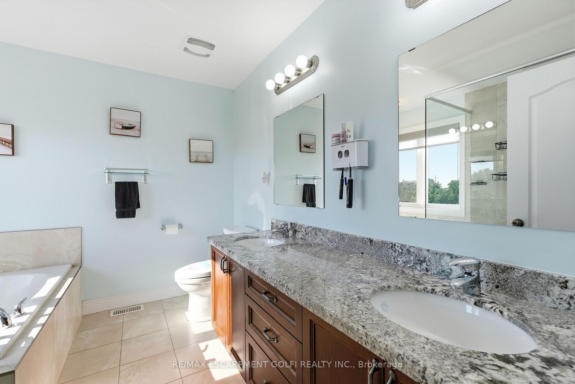 Photo 20 of 59 Greti Drive, Hamilton, Rural Glanbrook — HOMEH