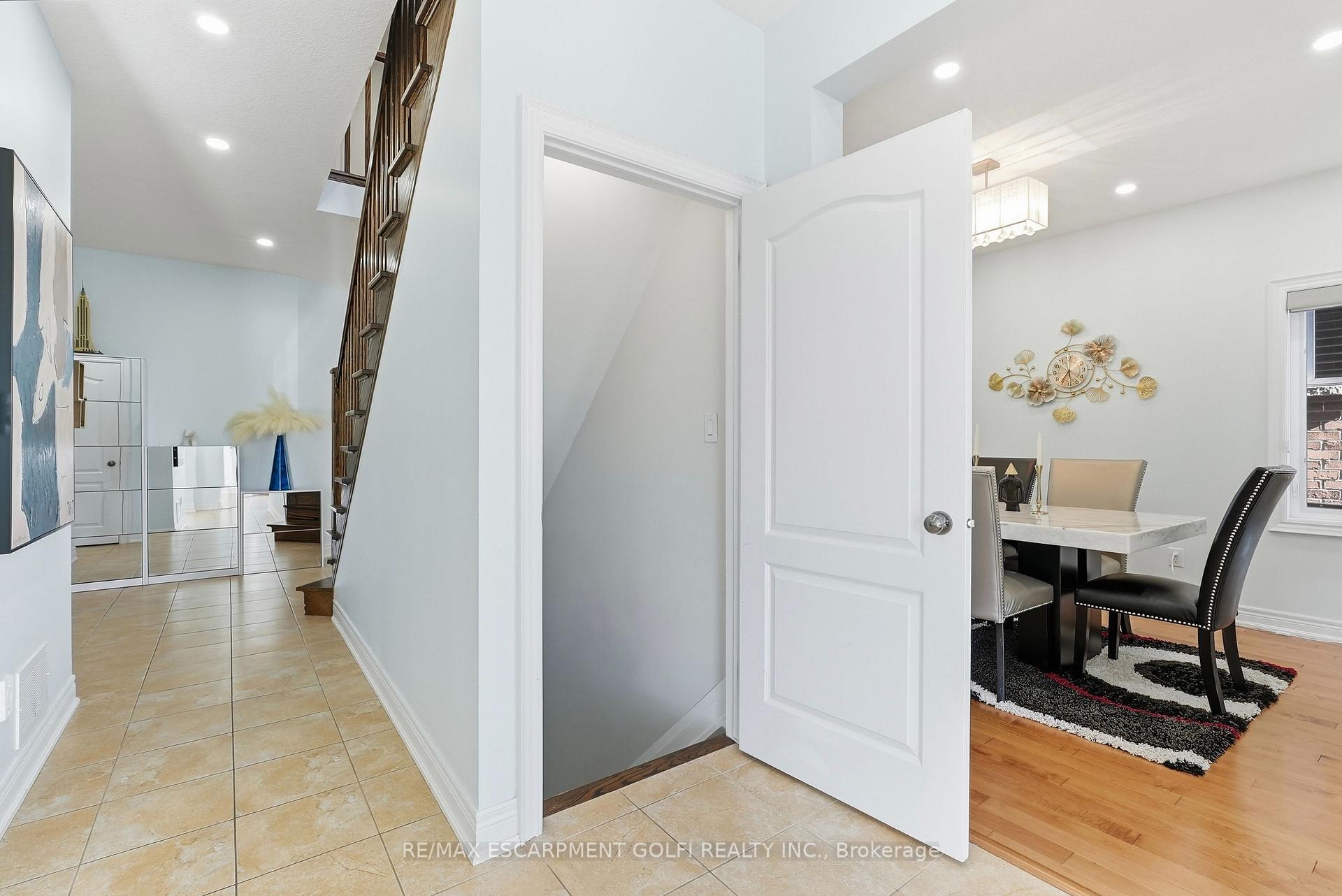 Photo 33 of 59 Greti Drive, Hamilton, Rural Glanbrook — HOMEH