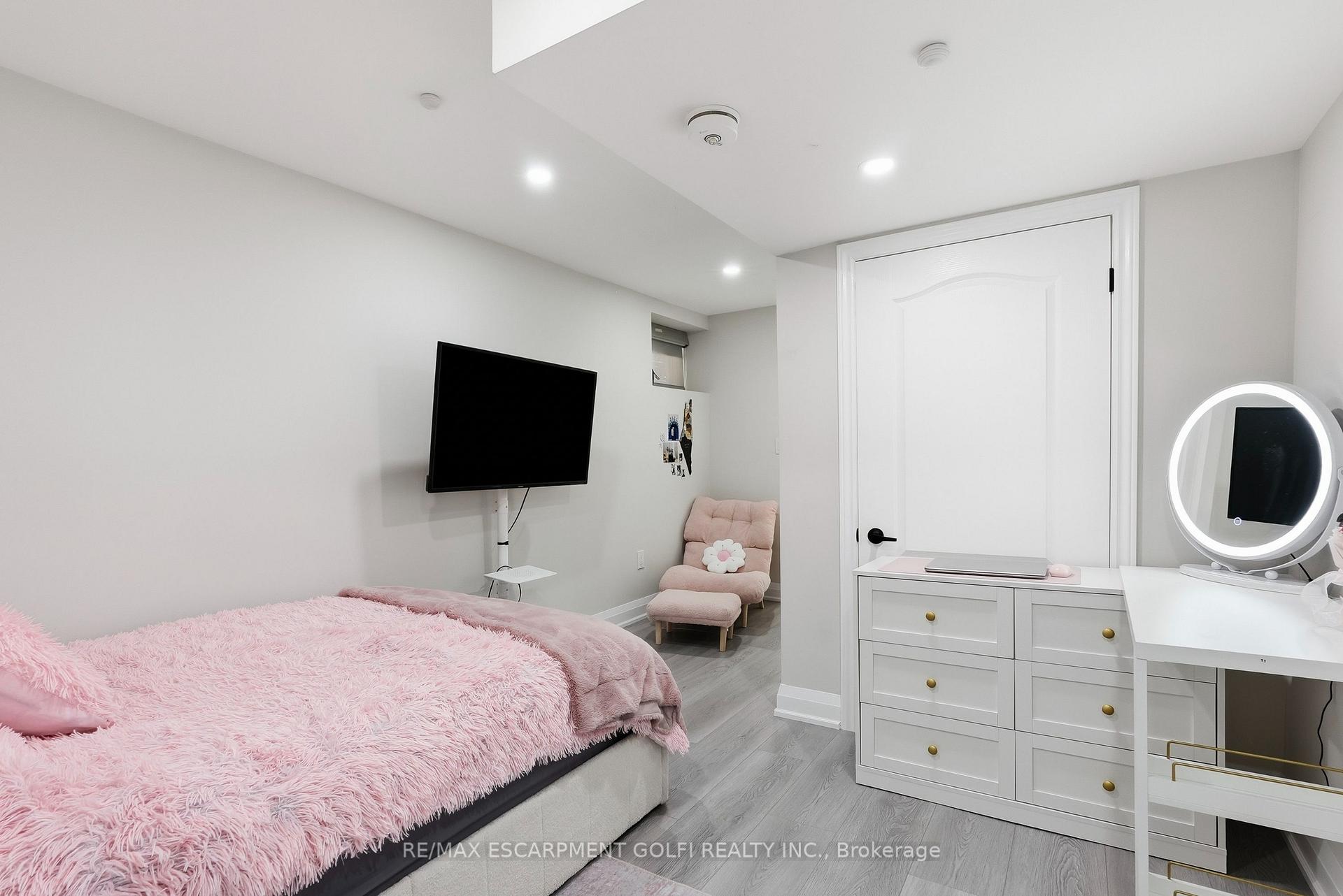 Photo 40 of 59 Greti Drive, Hamilton, Rural Glanbrook — HOMEH