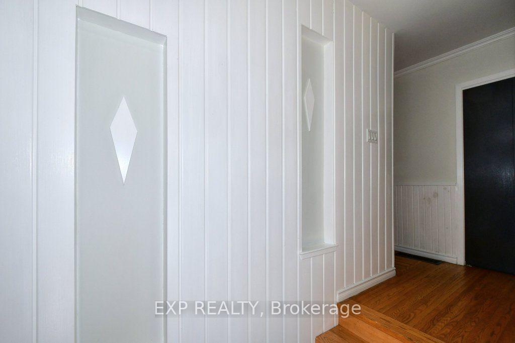 Photo 3 of 923 Northminster Avenue, Peterborough, Northcrest Ward 5 — HOMEH