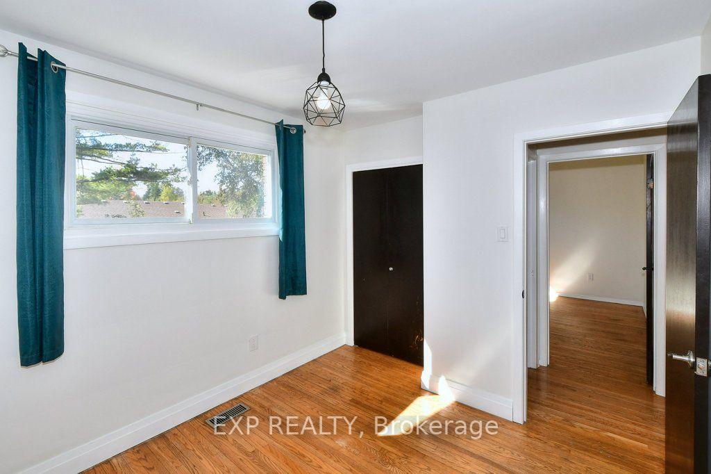 Photo 20 of 923 Northminster Avenue, Peterborough, Northcrest Ward 5 — HOMEH